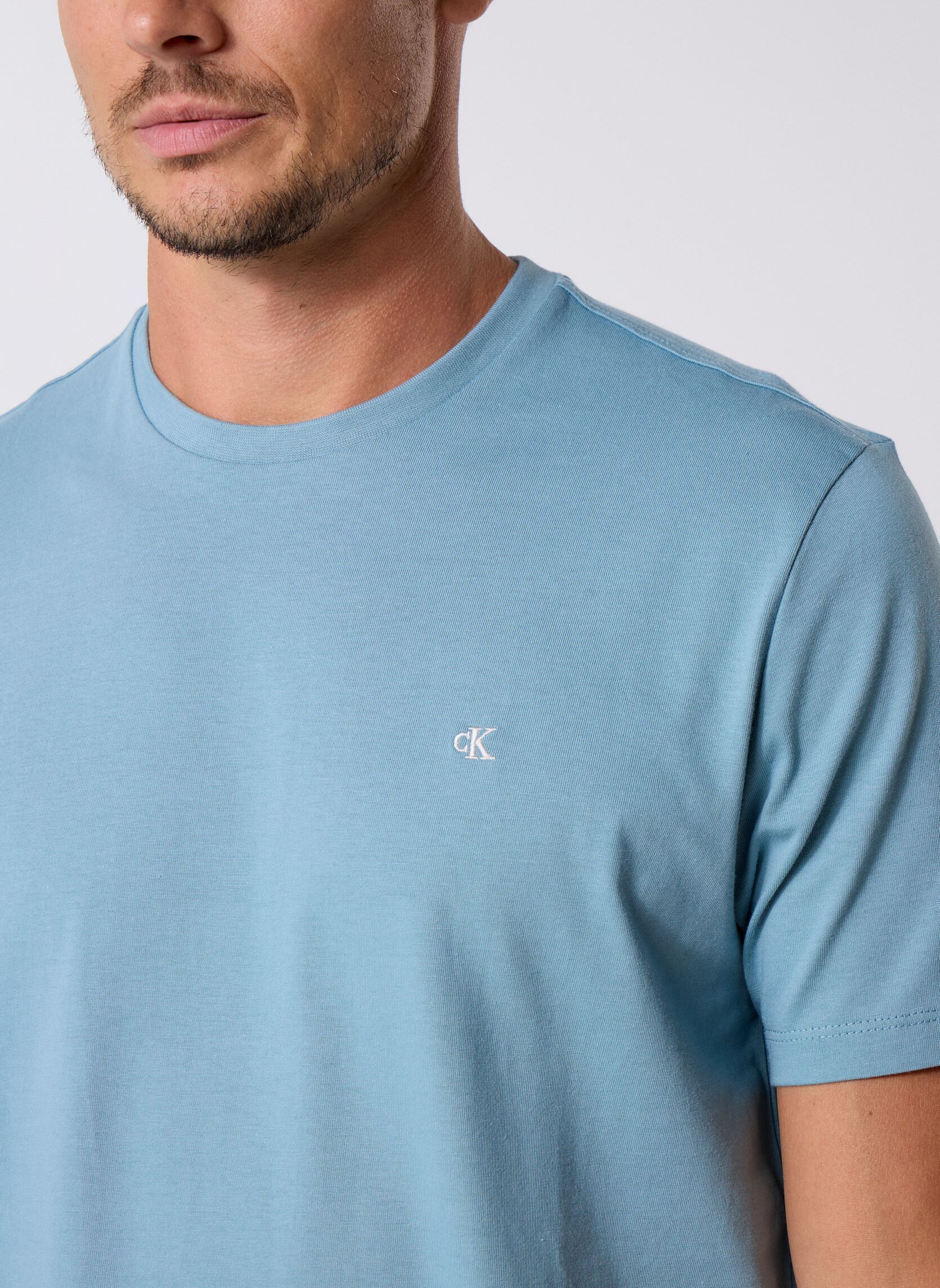 Tee-shirts manches courtes Ss Classic Monogram LV04RD254G homme vert Calvin Klein Jeans Tee-shirts manches courtes Ss Classic Monogram LV04RD254G homme vert GREEN