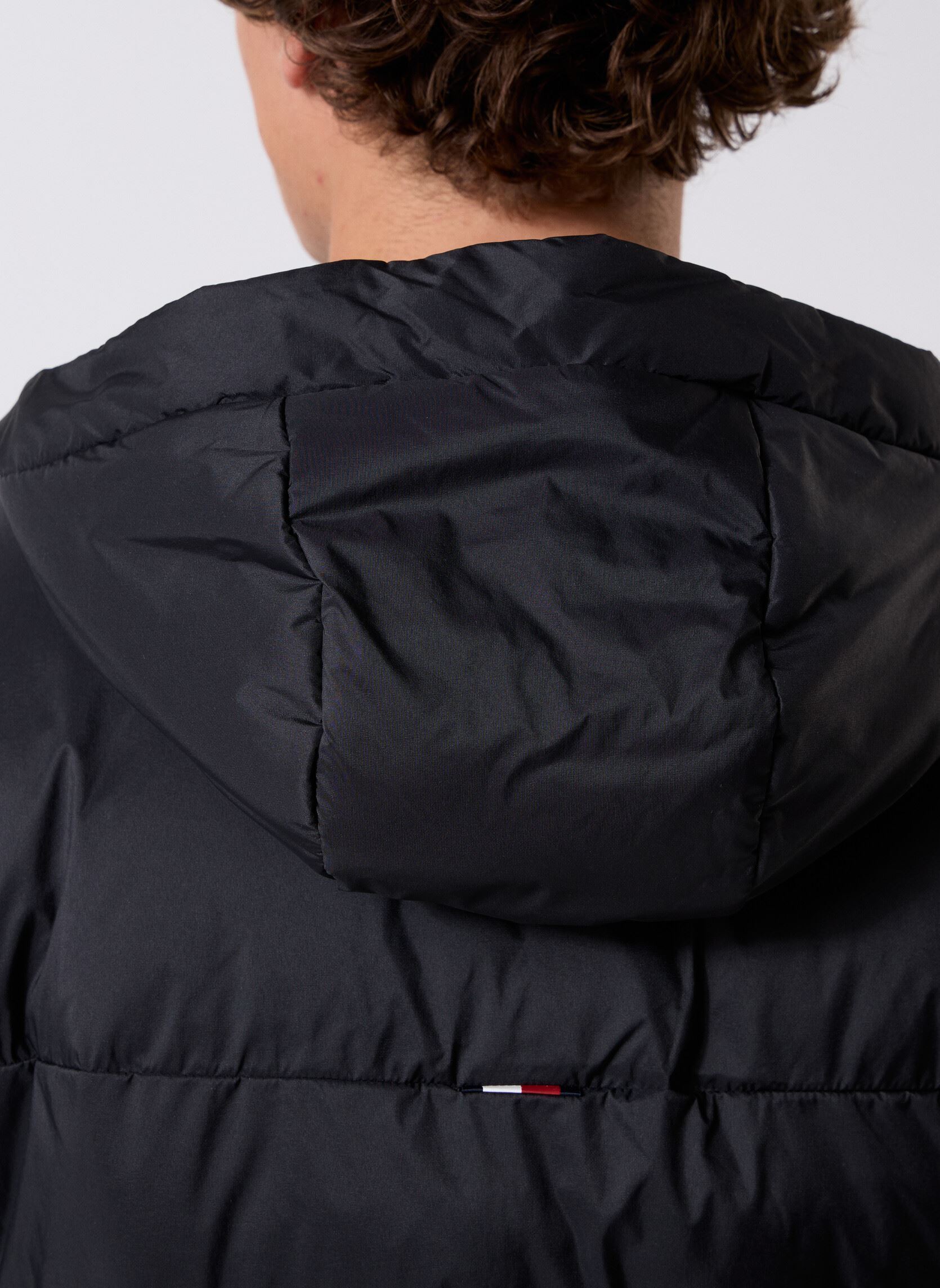 Doudounes Mid Weight Hooded Ja MW0MW41983 homme noir Tommy Hilfiger Doudounes Mid Weight Hooded Ja MW0MW41983 homme noir BLACK
