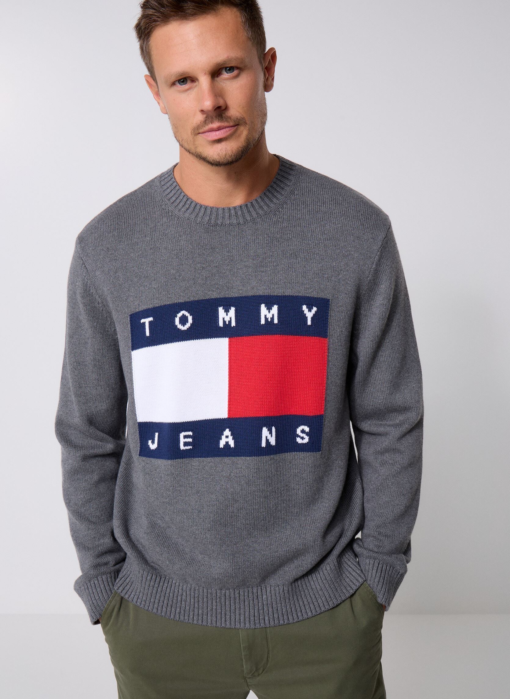 Pull droit drapeau signature