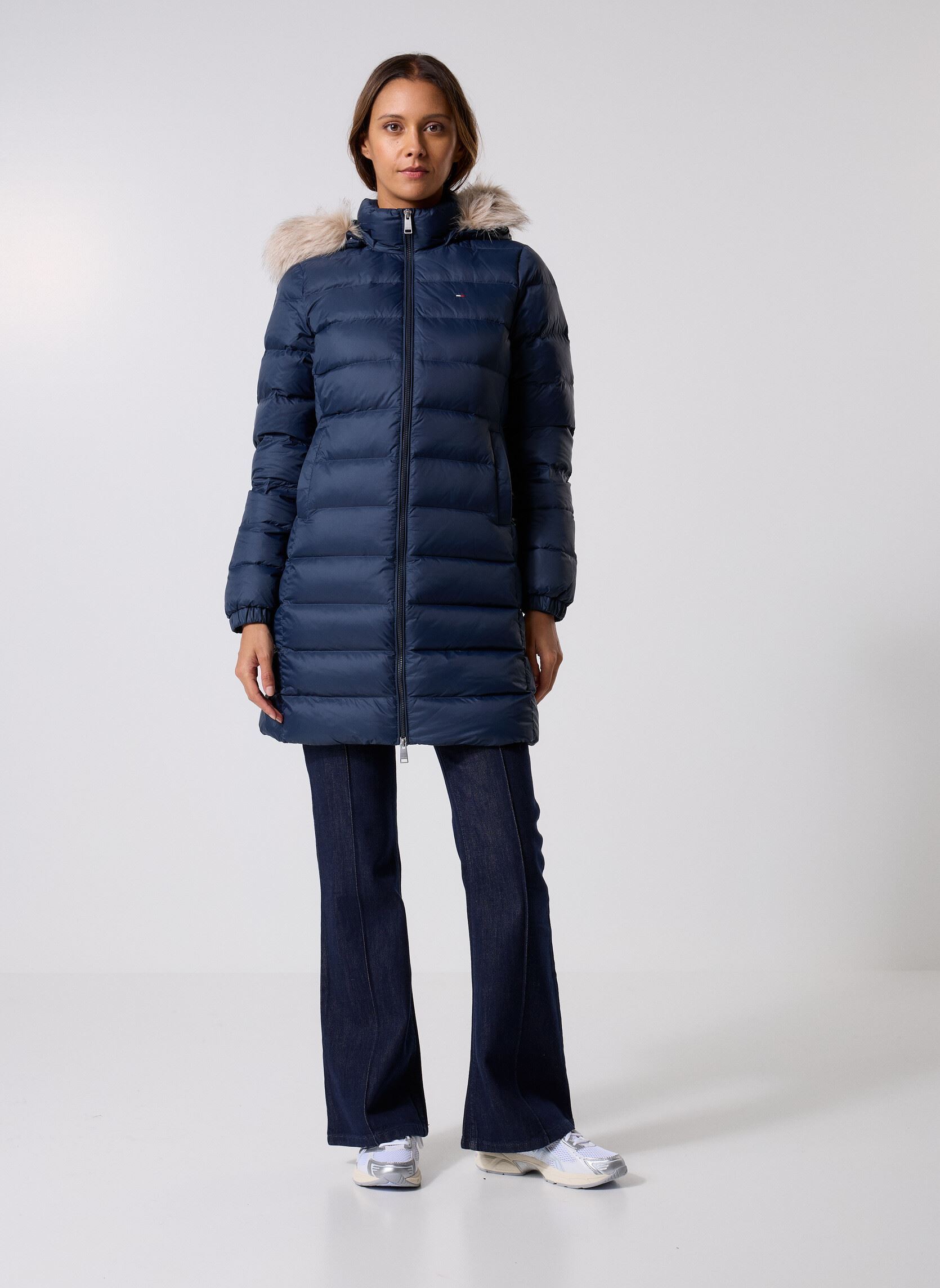 Doudounes Tjw Essential Hooded DW0DW18864 homme bleu Tommy Jeans Doudounes Tjw Essential Hooded DW0DW18864 homme bleu BLUE