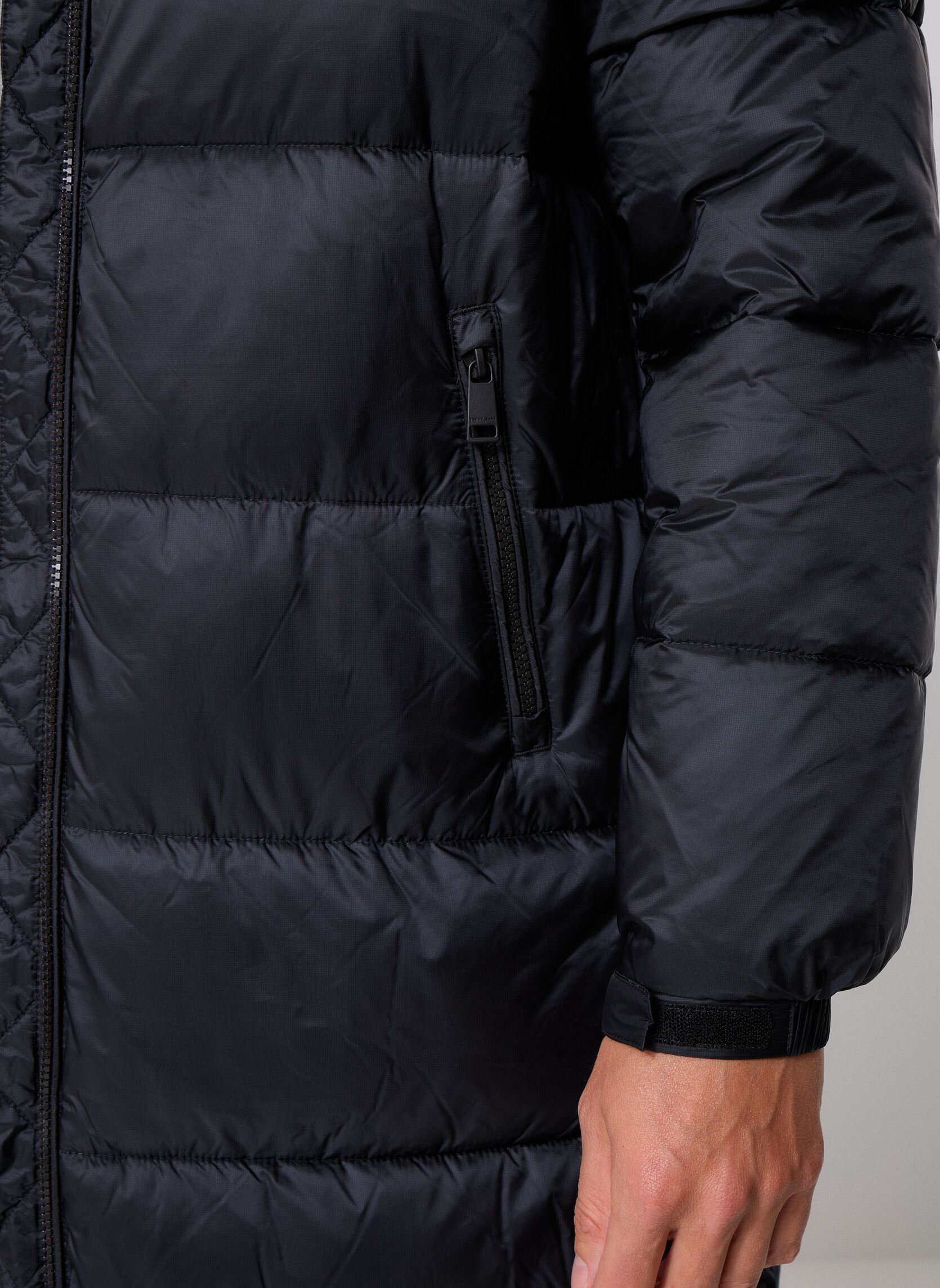 Doudounes Tjw Maxi Pckbl Hood DW0DW21614 homme noir Tommy Jeans Doudounes Tjw Maxi Pckbl Hood DW0DW21614 homme noir BLACK