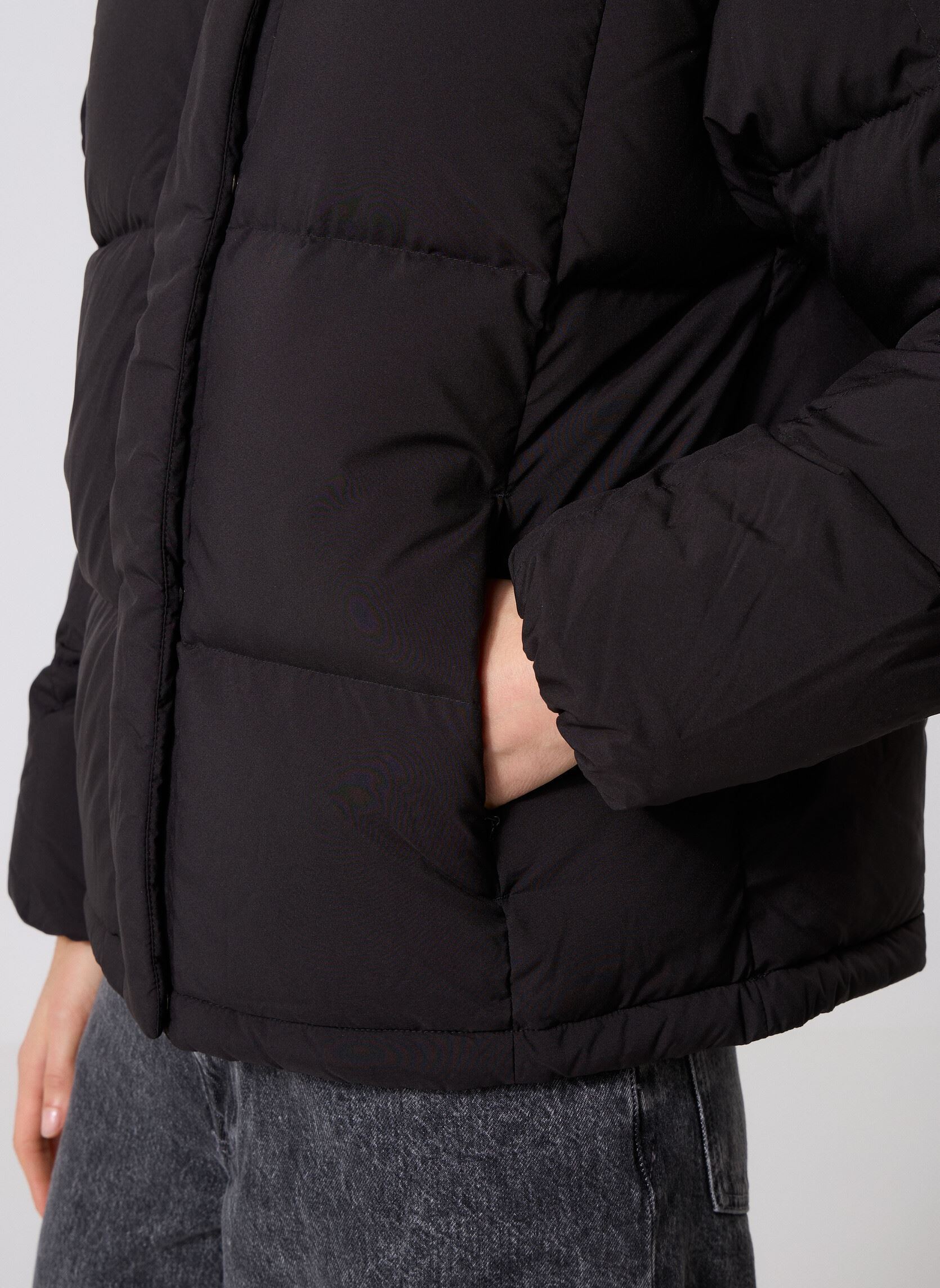 Doudounes Tjw Alaska Grid Down DW0DW21623 femme noir Tommy Jeans Doudounes Tjw Alaska Grid Down DW0DW21623 femme noir BLACK
