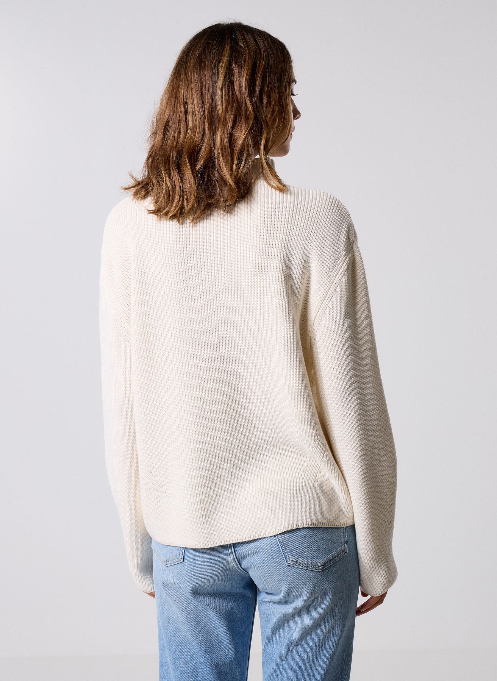Pulls Tjw Mockneck Badge S DW0DW21676 femme blanc Tommy Jeans Pulls Tjw Mockneck Badge S DW0DW21676 femme blanc WHITE