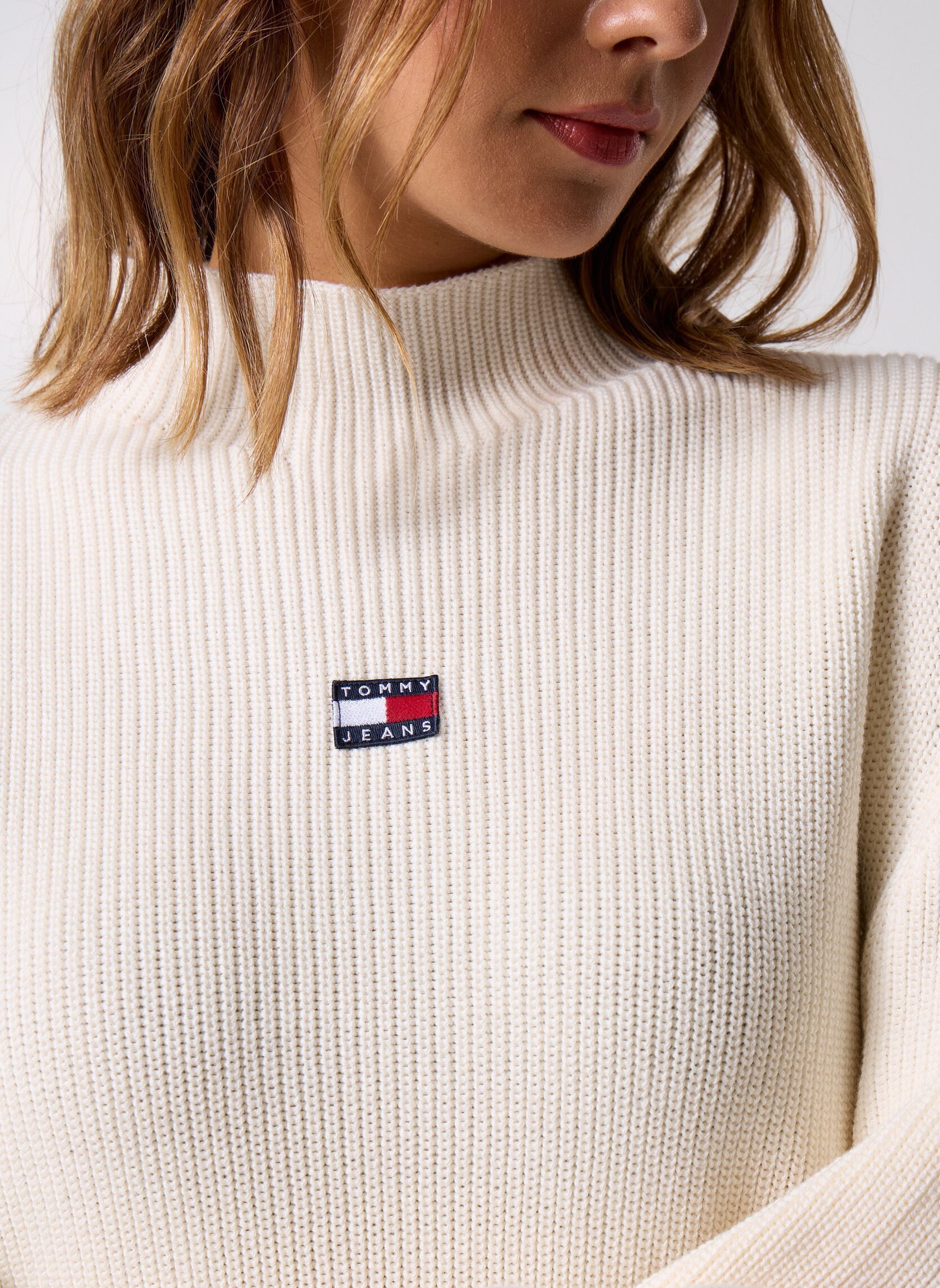 Pulls Tjw Mockneck Badge S DW0DW21676 femme blanc Tommy Jeans Pulls Tjw Mockneck Badge S DW0DW21676 femme blanc WHITE