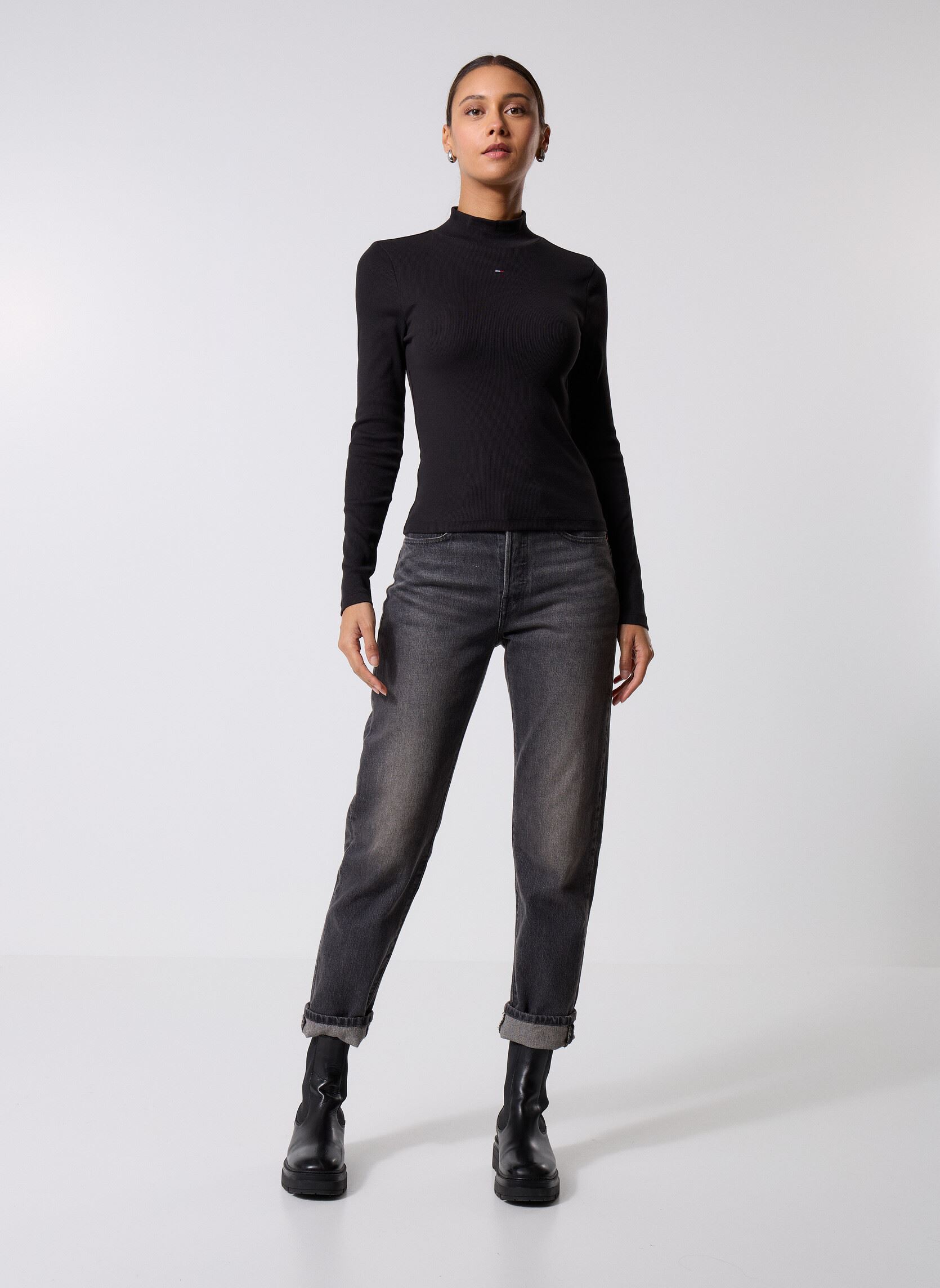 Langarm-T-Shirts Tjw Essential Mock N DW0DW19830 damen schwarz Tommy Jeans Langarm-T-Shirts Tjw Essential Mock N DW0DW19830 damen schwarz BLACK