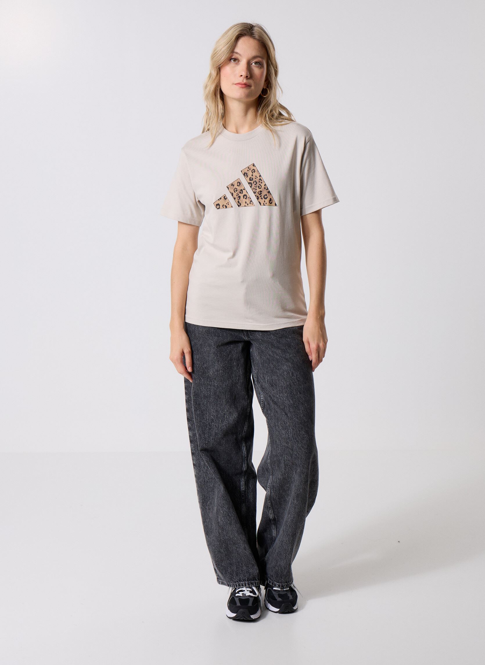 T-shirts met korte mouwen W ANIMAL T dames beige adidas sportswear T-shirts met korte mouwen W ANIMAL T dames beige Wonalu