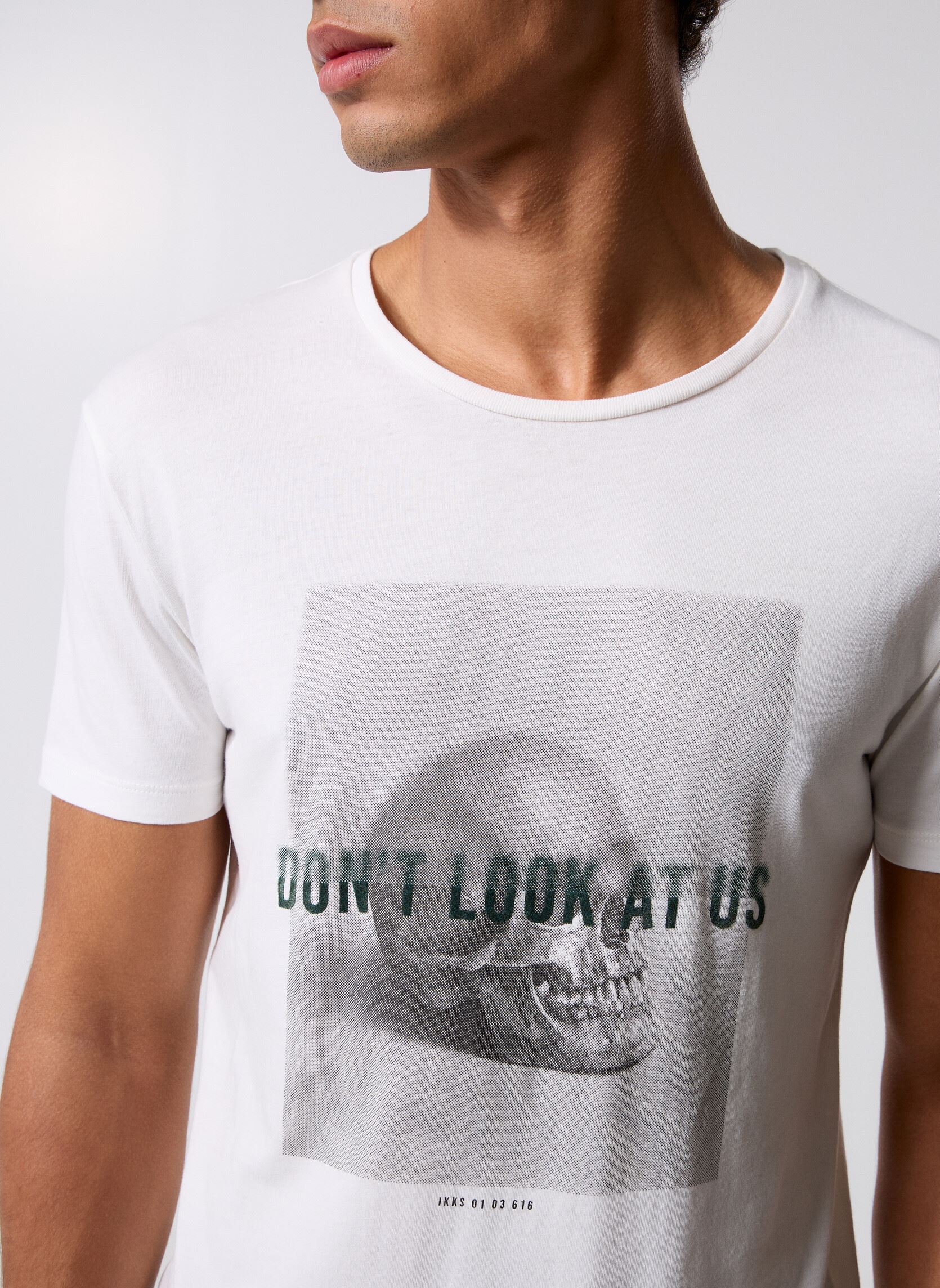 Tee-shirts manches courtes M210123 homme blanc IKKS Men Tee-shirts manches courtes M210123 homme blanc 19-OFF WHITE