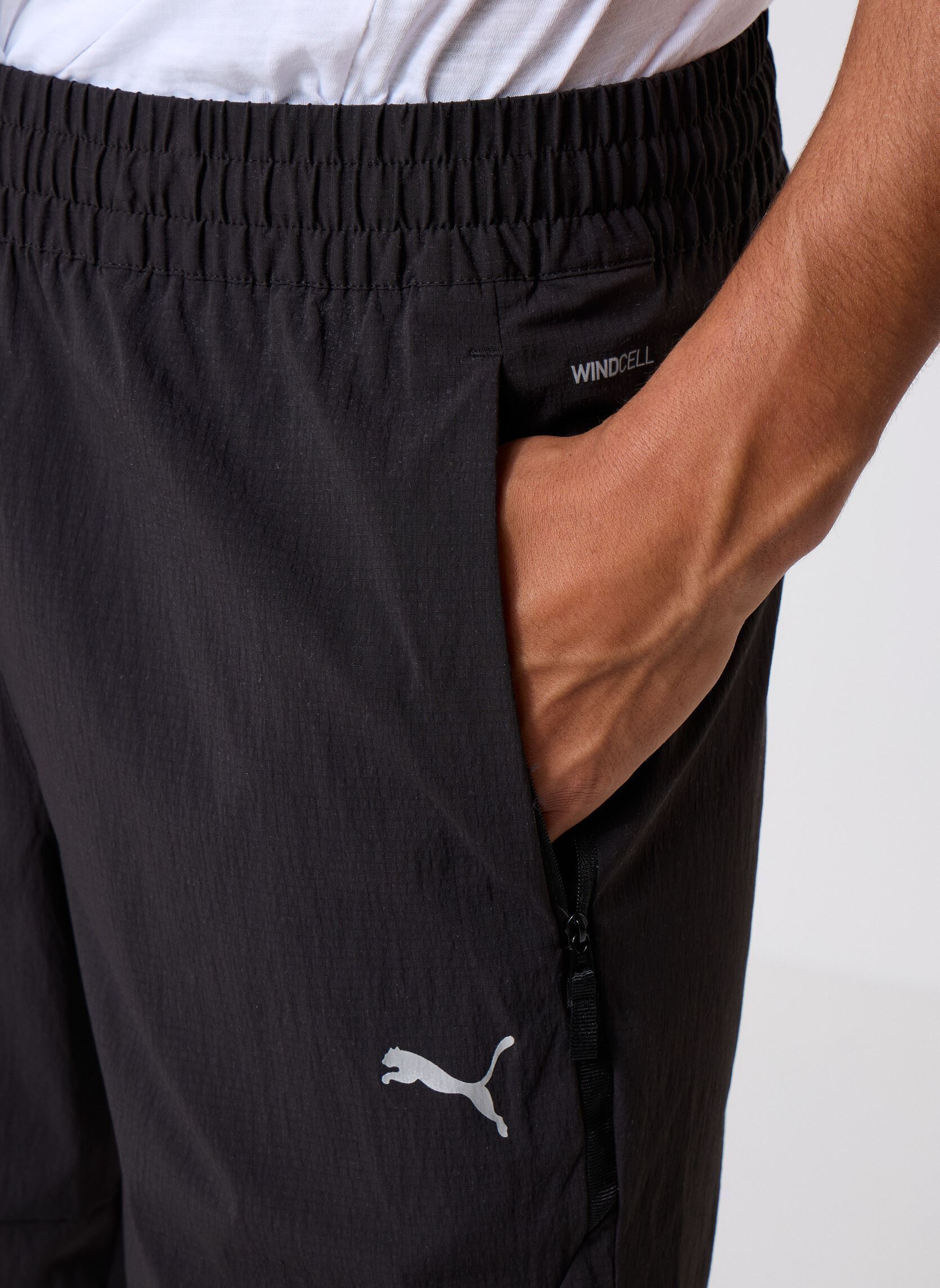 Pantalons chino Pumatech Relaxed Cargo Pants Wv Op homme noir Puma Pantalons chino Pumatech Relaxed Cargo Pants Wv Op homme noir Puma Black