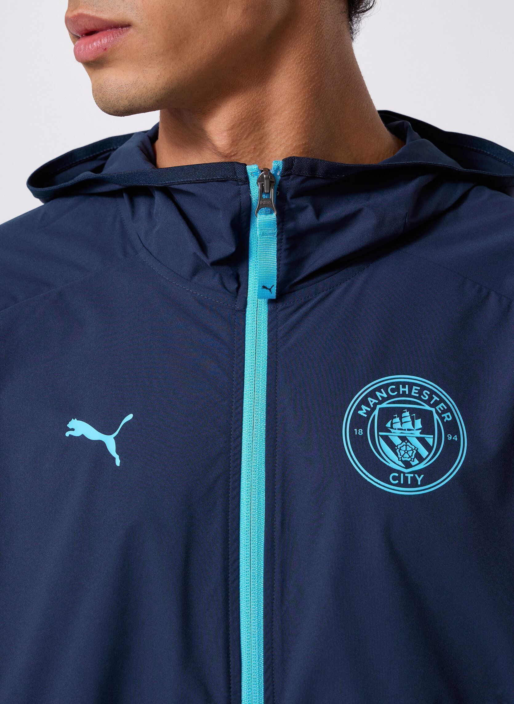 Trainingsvest Mcfc Pumatech Woven Jacket heren blauw Puma Trainingsvest Mcfc Pumatech Woven Jacket heren blauw Deep Navy-Team L