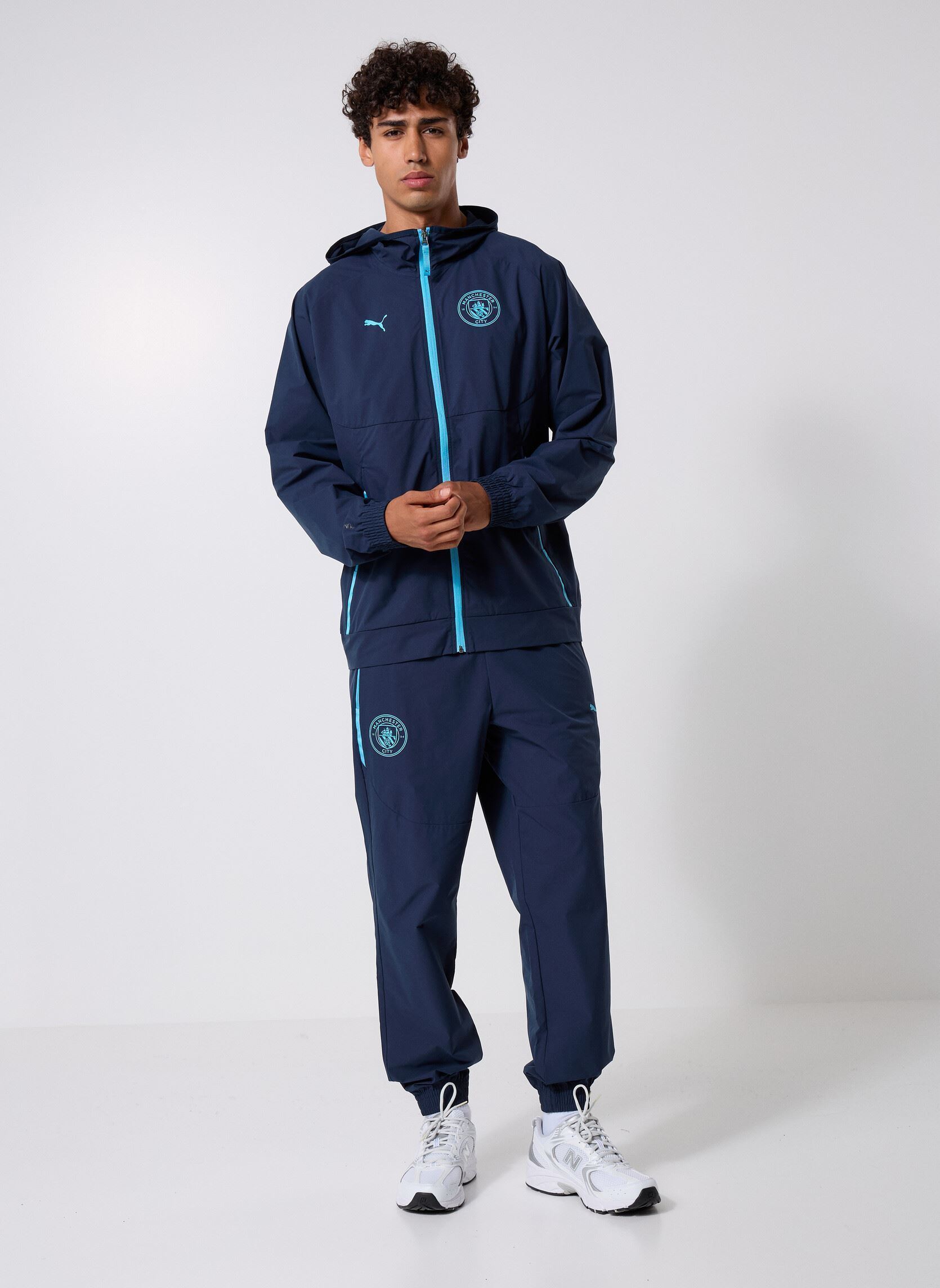 Joggingbroeken Mcfc Pumatech Woven Pants heren blauw Puma Joggingbroeken Mcfc Pumatech Woven Pants heren blauw Deep Navy-Team L