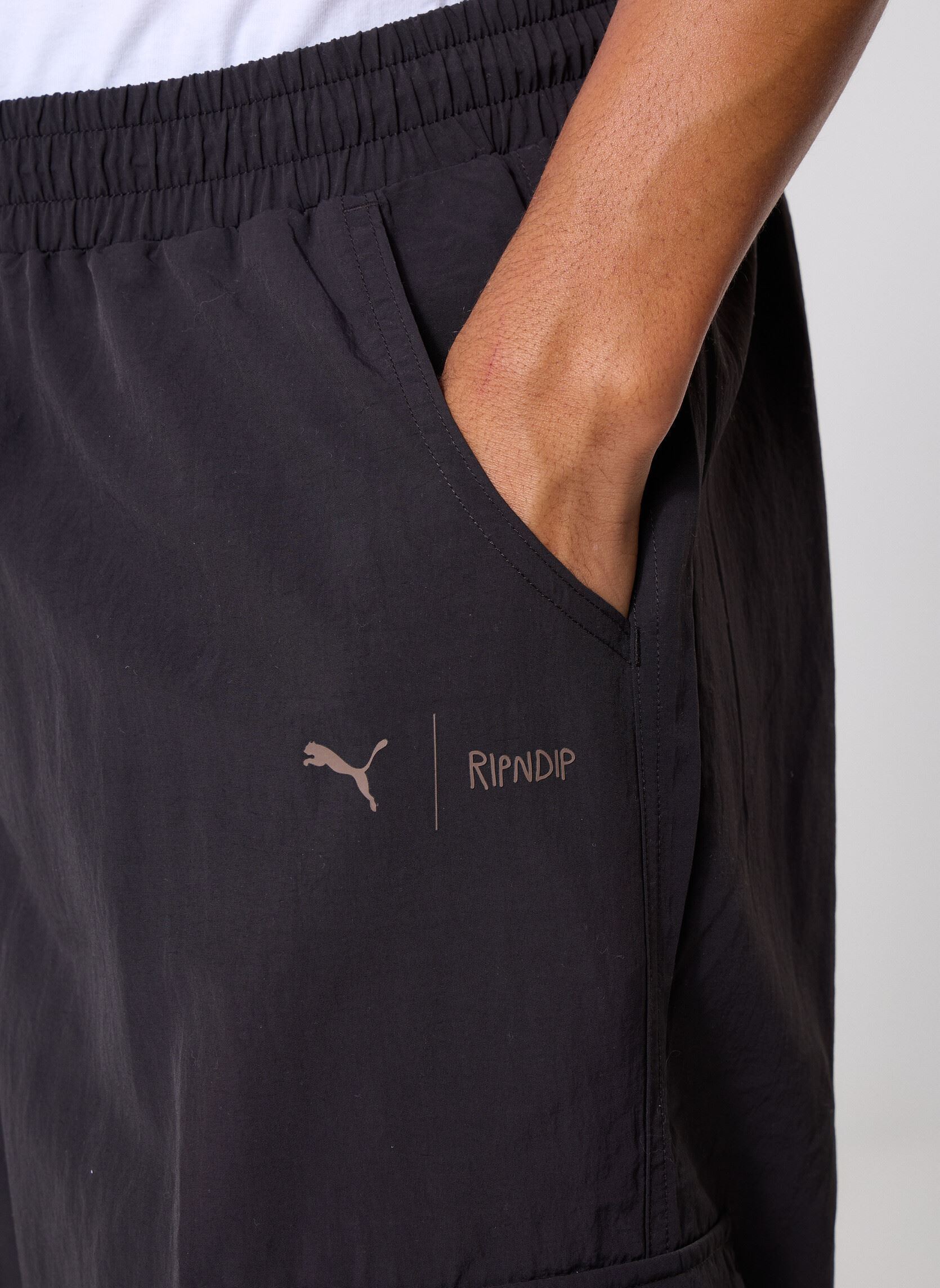 Chino broeken Puma X Ripndip Extreme Cargo Pants Wv Op heren blauw Puma Chino broeken Puma X Ripndip Extreme Cargo Pants Wv Op heren blauw Puma Black