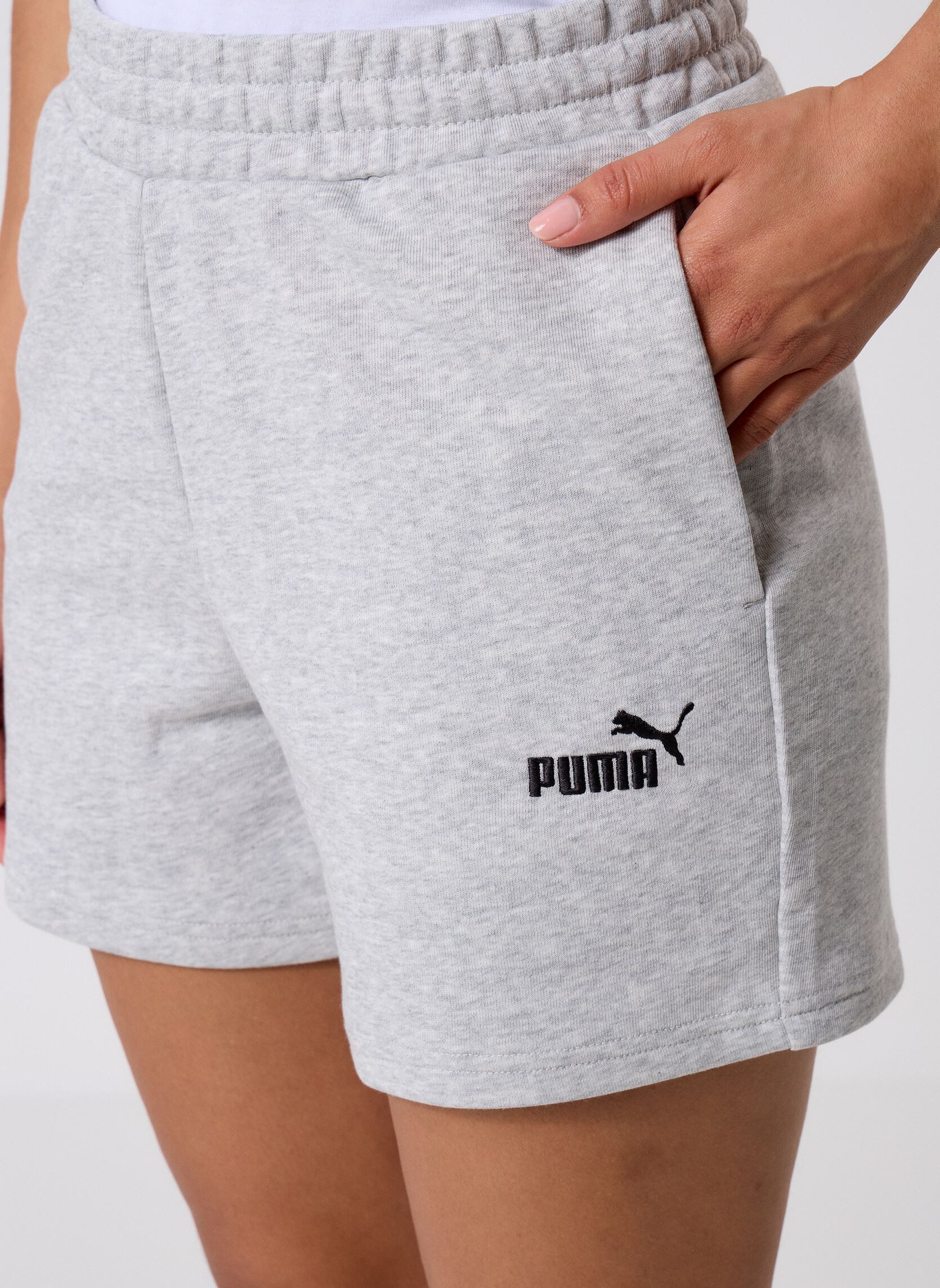 Shorts Ess Small No. 1 Logo 5'' High-Waist Shor femme gris Puma Shorts Ess Small No. 1 Logo 5'' High-Waist Shor femme gris Light Gray Heat