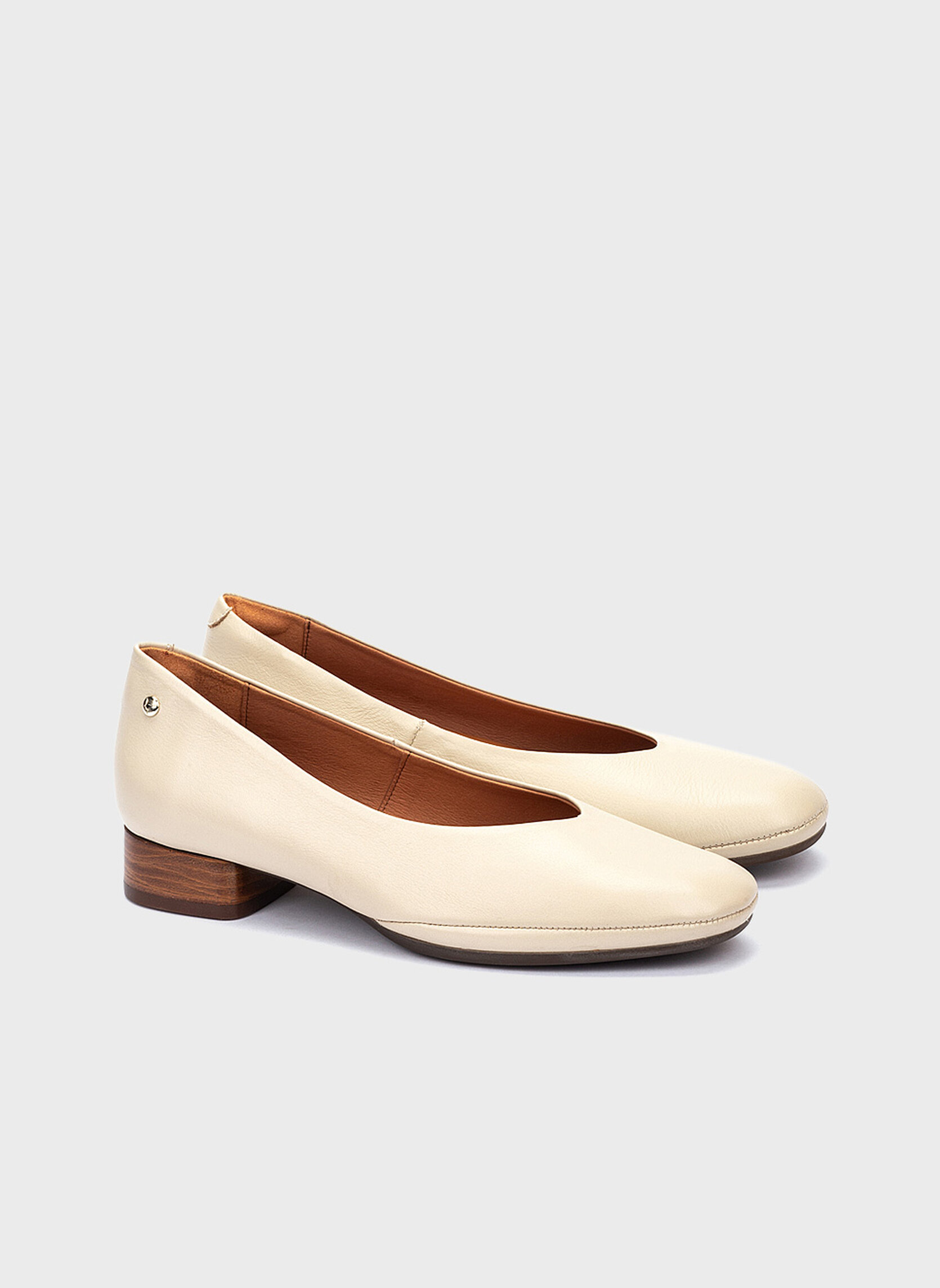 Escarpins UBEDA femme beige Pikolinos Escarpins UBEDA femme beige Beige