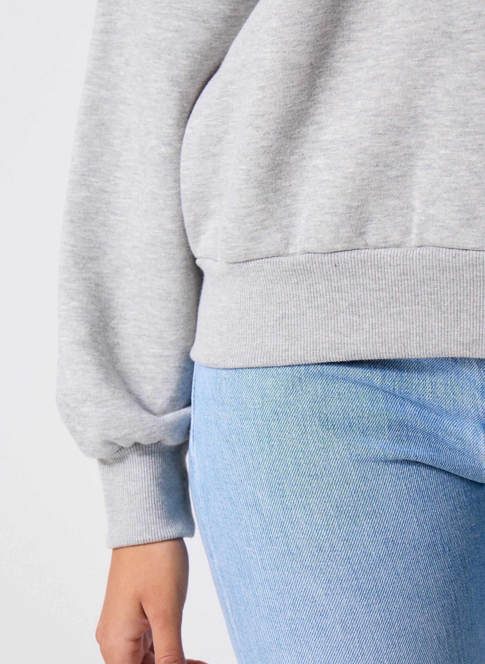 Sweater Upworn Retro Crew dames grijs Vans Sweater Upworn Retro Crew dames grijs CEMENT HEATHER