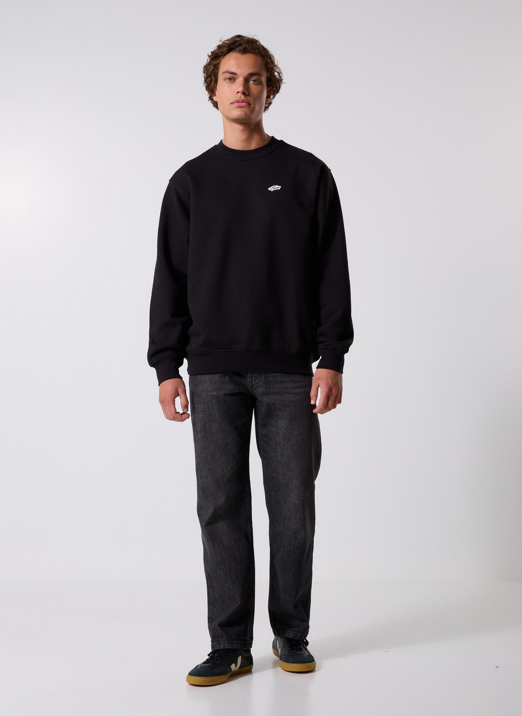 Sweats STYLE 76 II LOOSE FT CREW Black/White VN homme noir Vans Sweats STYLE 76 II LOOSE FT CREW Black/White VN homme noir BLACK/WHITE