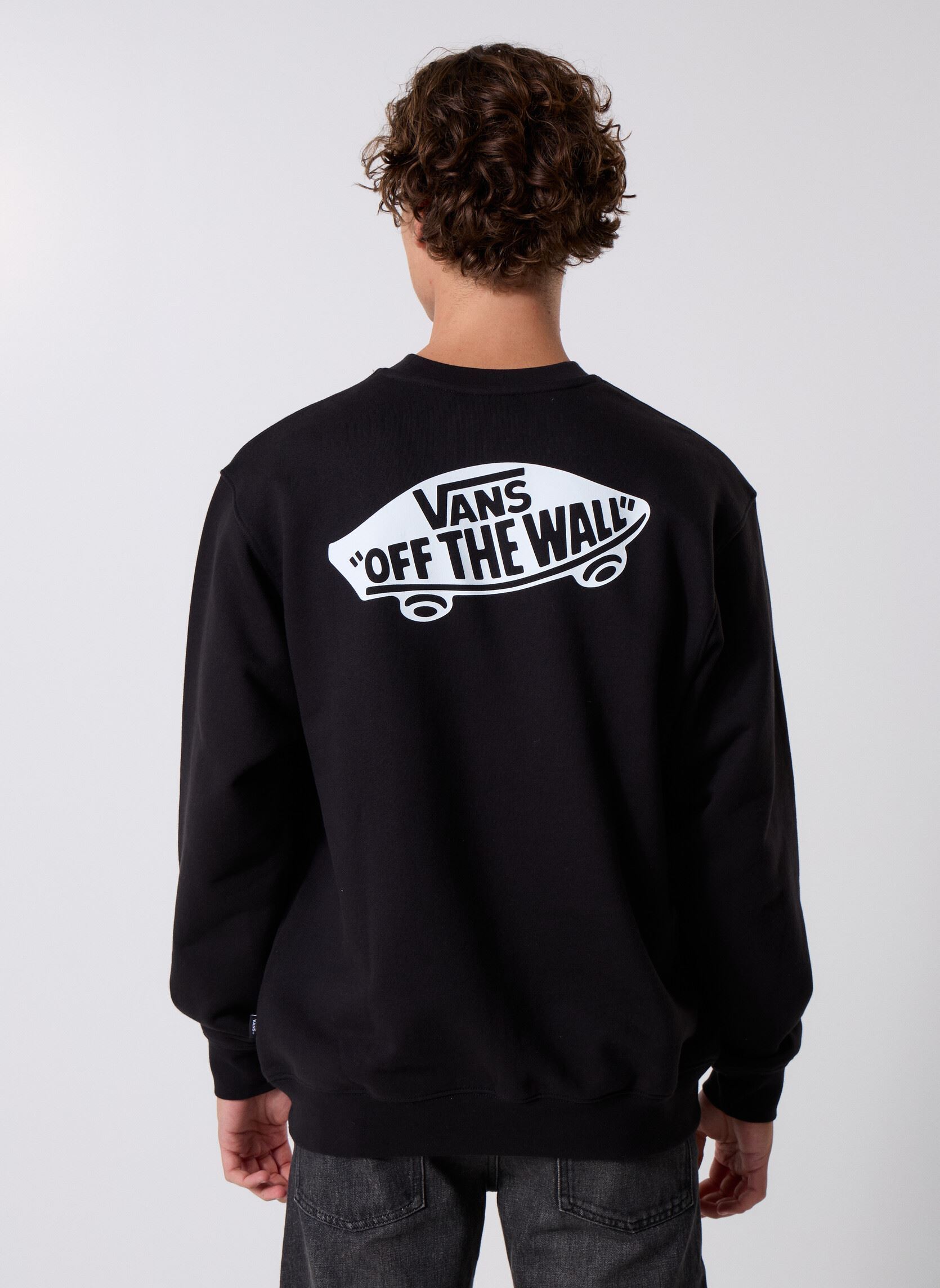 Sweats STYLE 76 II LOOSE FT CREW Black/White VN homme noir Vans Sweats STYLE 76 II LOOSE FT CREW Black/White VN homme noir BLACK/WHITE
