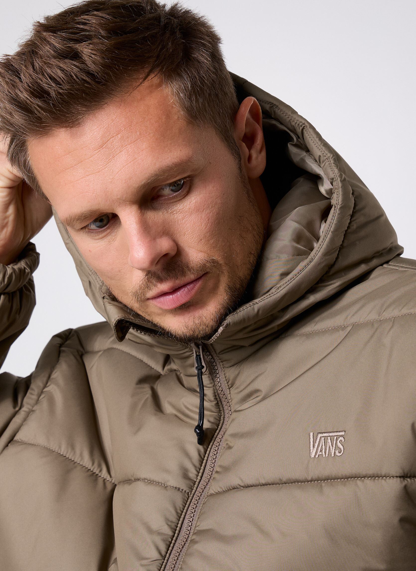 Parkas MTE Hillgate Puffer Bungee Cord VN000PJ8 homme gris Vans Parkas MTE Hillgate Puffer Bungee Cord VN000PJ8 homme gris BUNGEE CORD