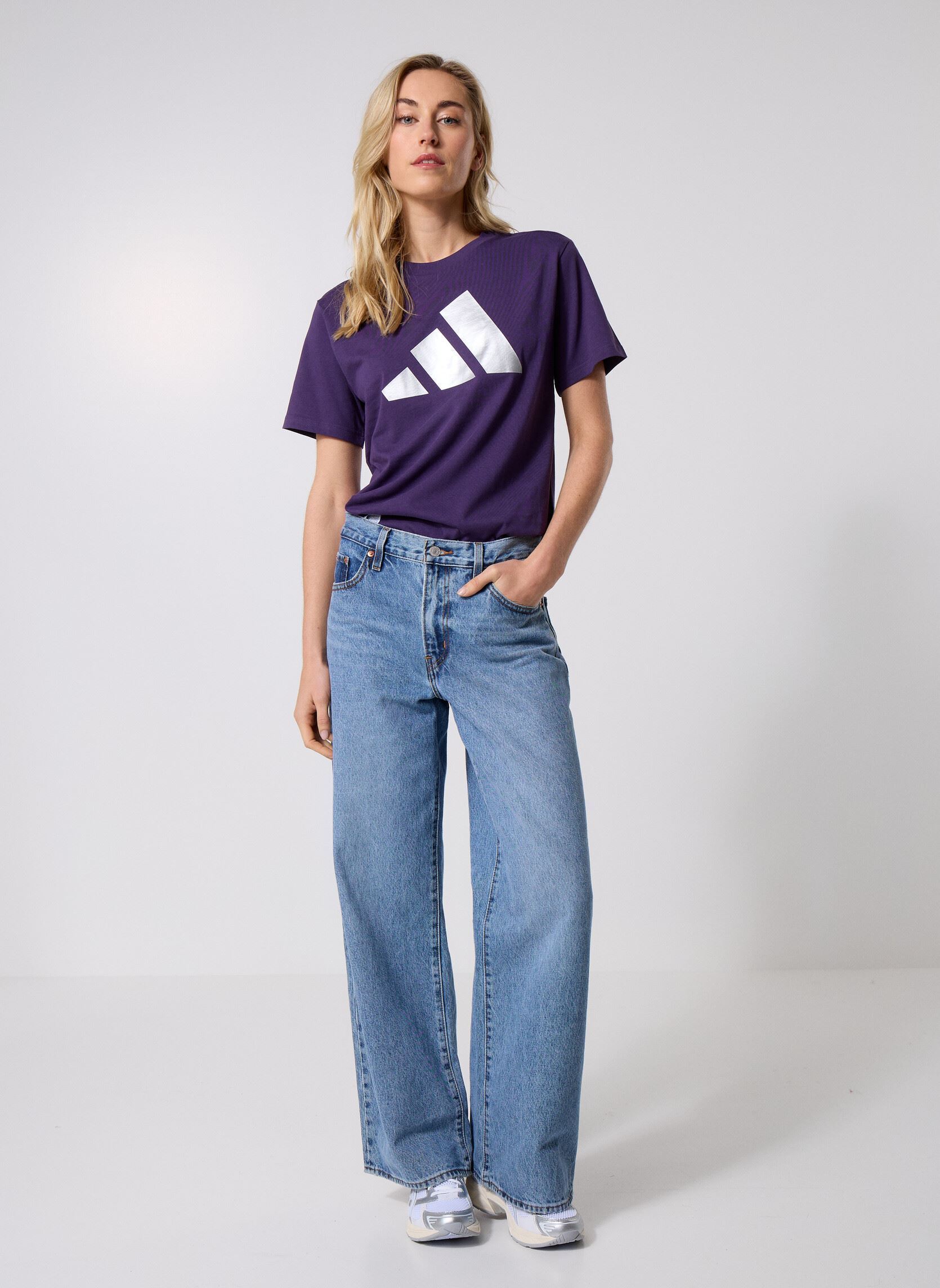 Tee-shirts W C HOL MET T femme bordeaux adidas sportswear Tee-shirts W C HOL MET T femme bordeaux Aurplu