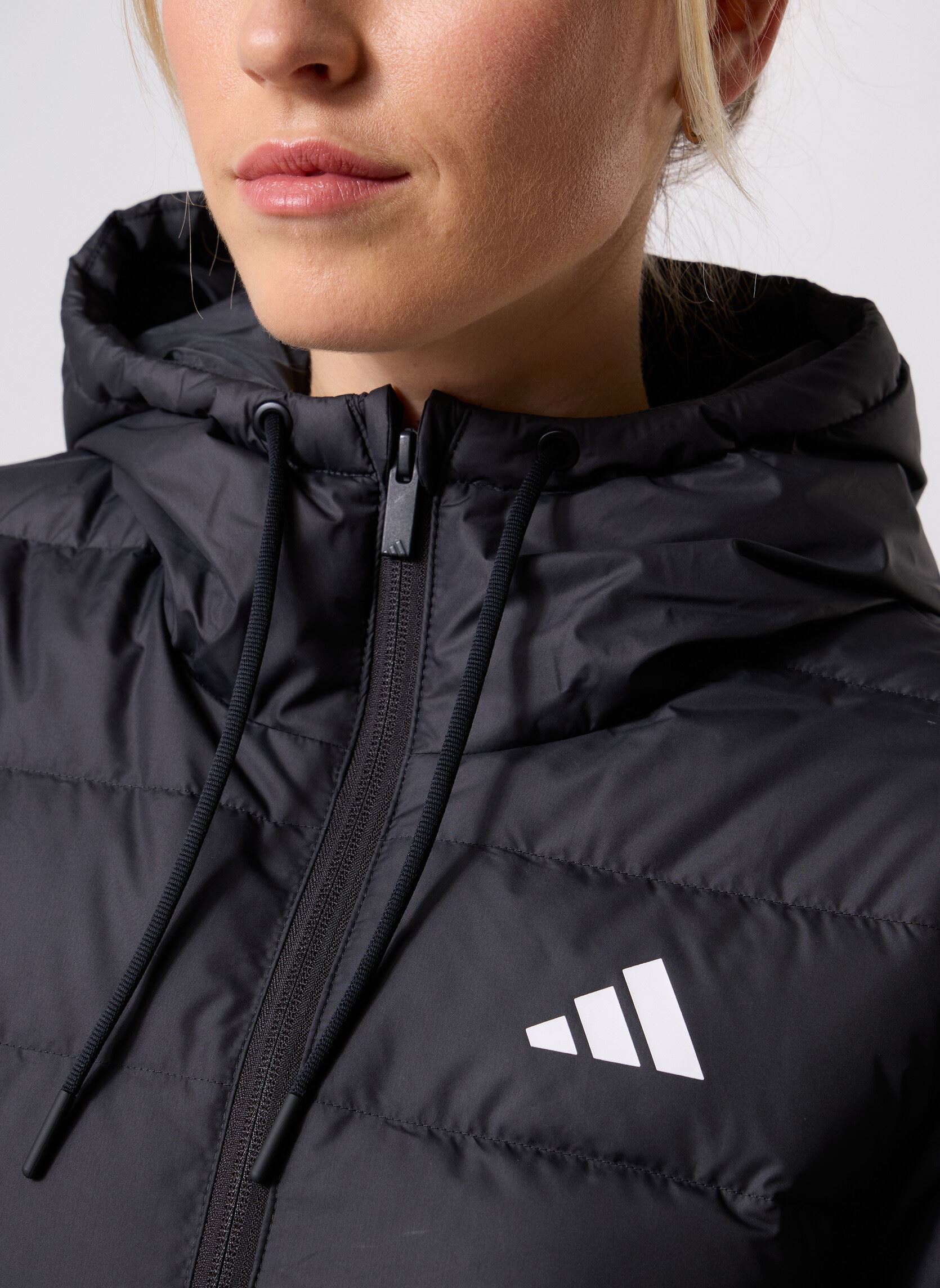 Daunenjacken W ESS LD HD JKT damen schwarz adidas sportswear Daunenjacken W ESS LD HD JKT damen schwarz Black