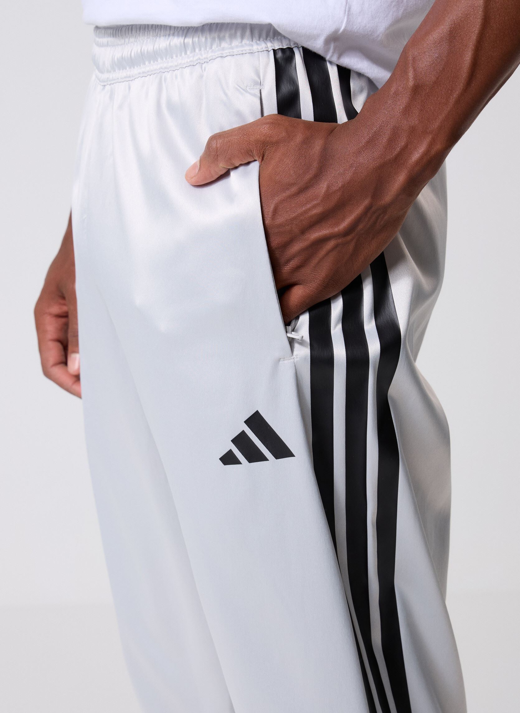 Joggingbroeken M TIRO ST PT Q3 heren zilver adidas sportswear Joggingbroeken M TIRO ST PT Q3 heren zilver Greone/Black
