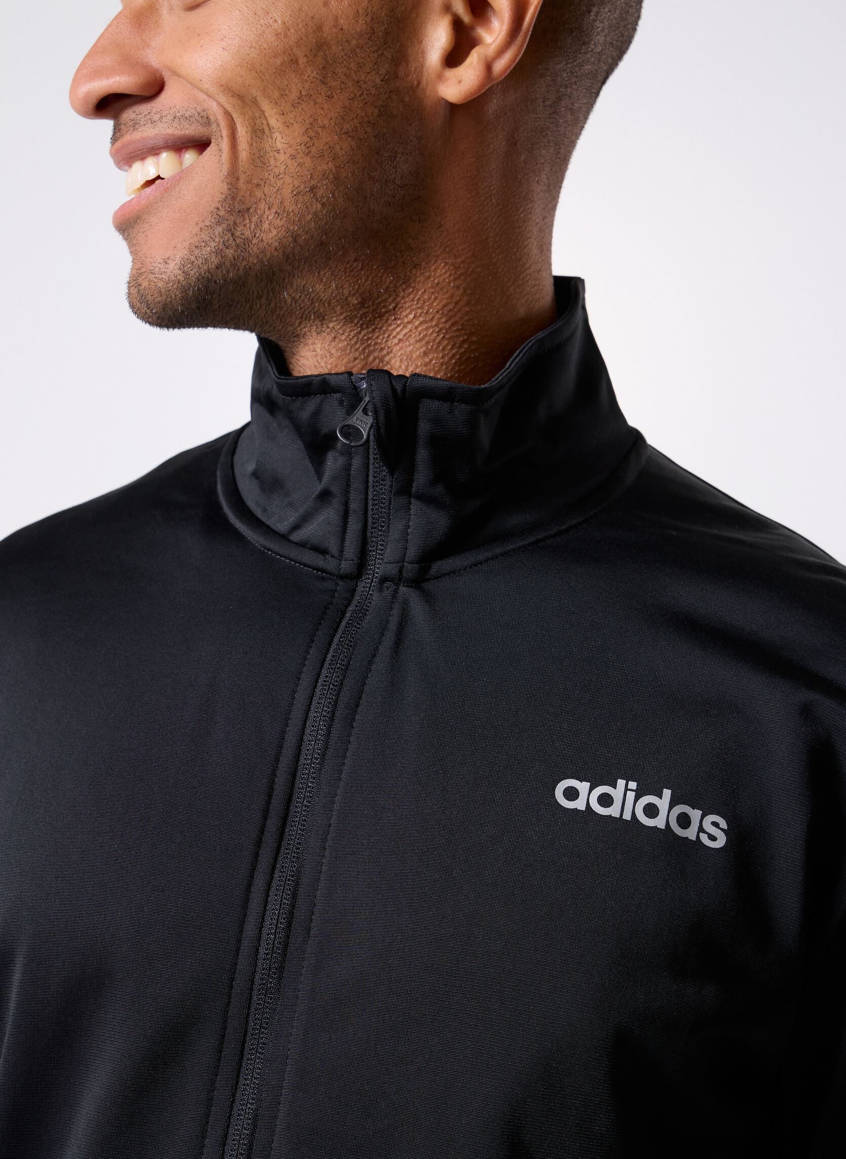 Vestes de survêtement M TR LINEAR TS homme noir adidas sportswear Vestes de survêtement M TR LINEAR TS homme noir Black