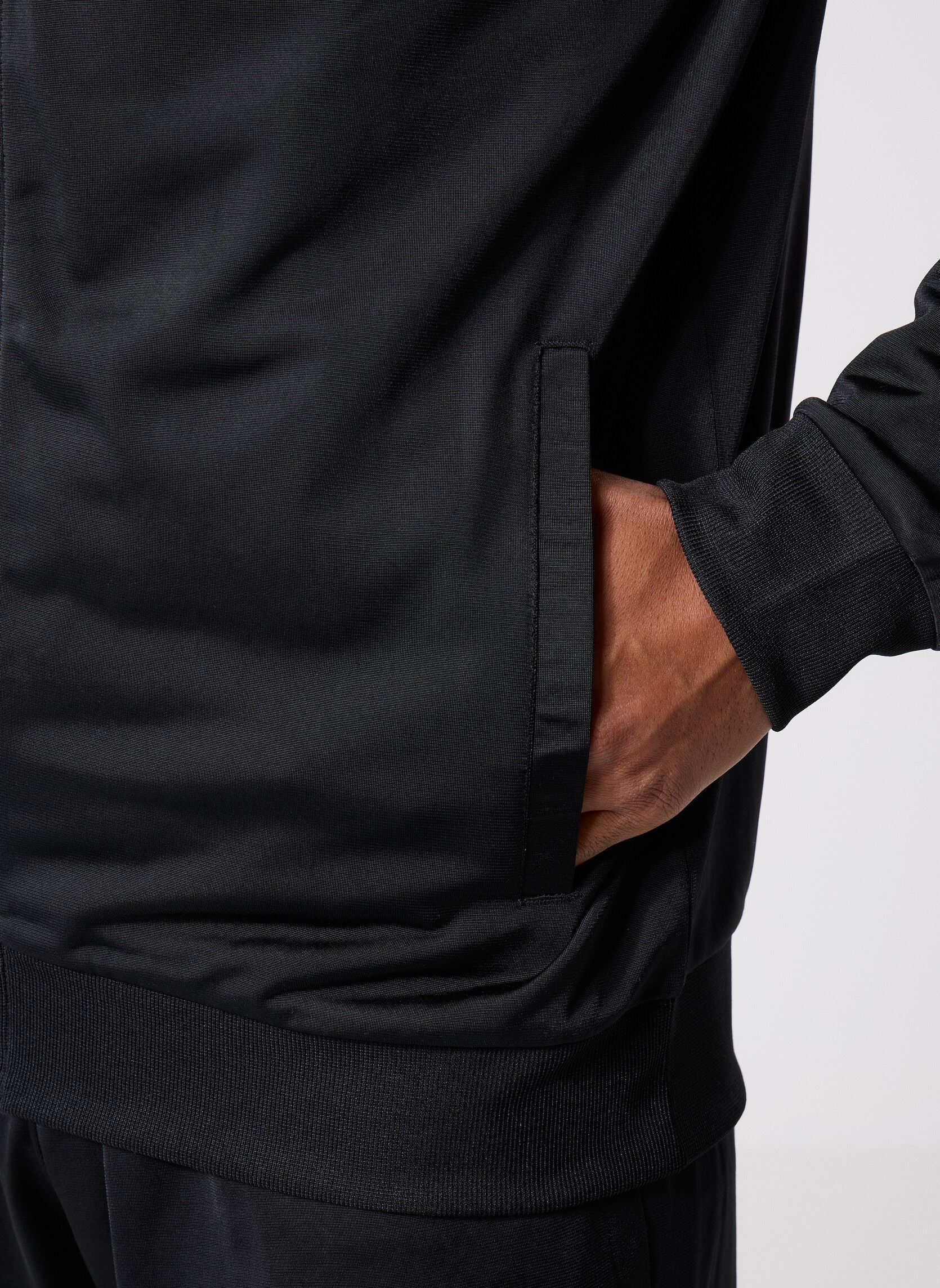 Vestes de survêtement M TR LINEAR TS homme noir adidas sportswear Vestes de survêtement M TR LINEAR TS homme noir Black