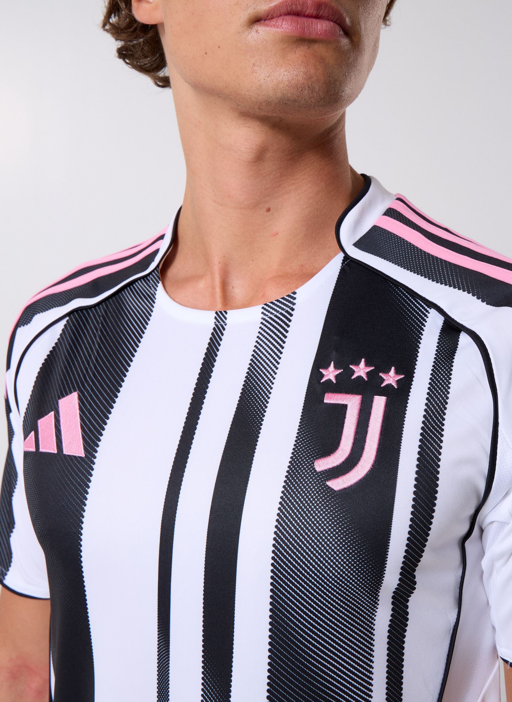 Tee-shirts manches courtes Juve H JSY homme noir adidas performance Tee-shirts manches courtes Juve H JSY homme noir White/black