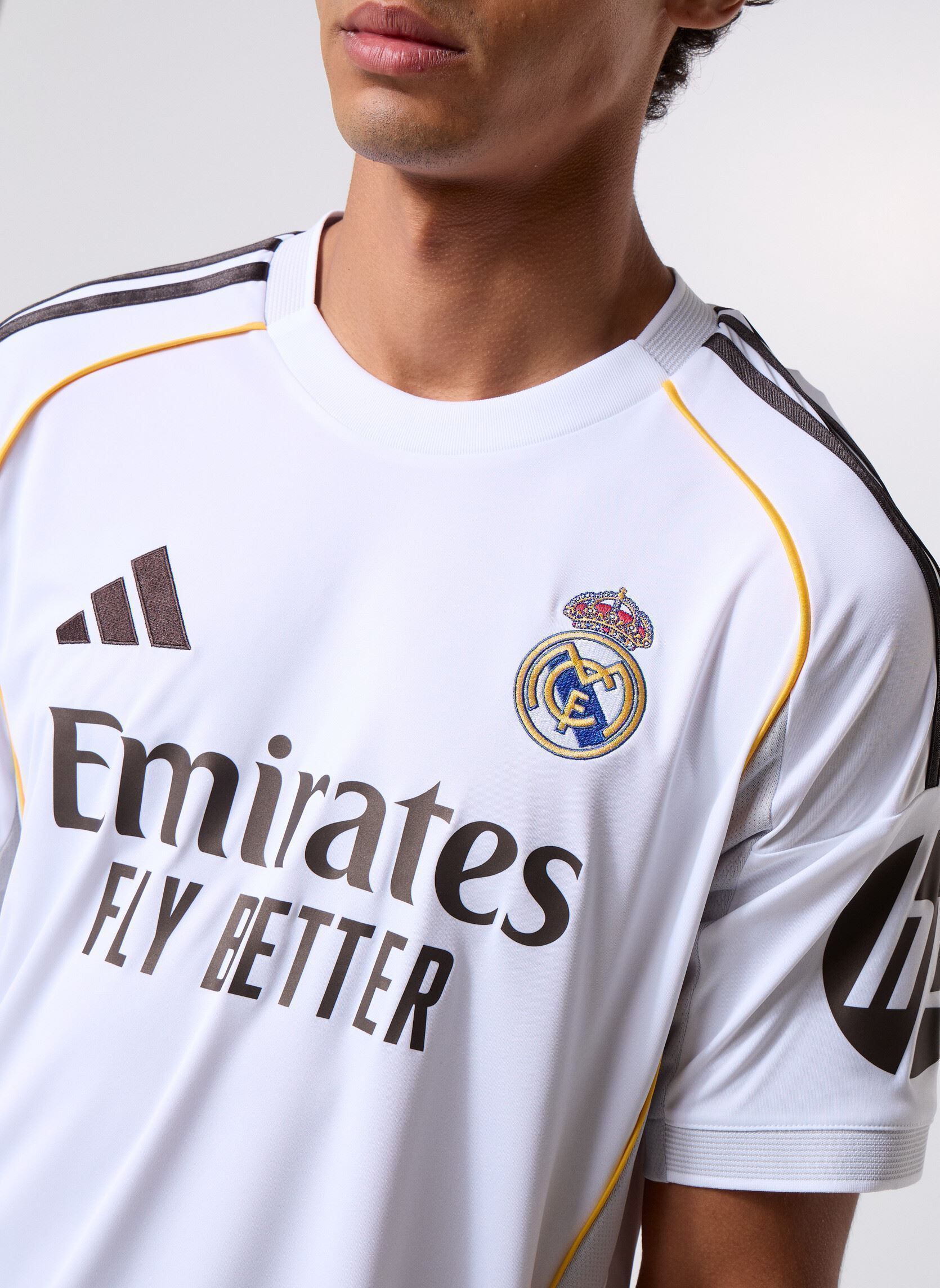 Tee-shirts manches courtes Real H JSY homme blanc adidas performance Tee-shirts manches courtes Real H JSY homme blanc White
