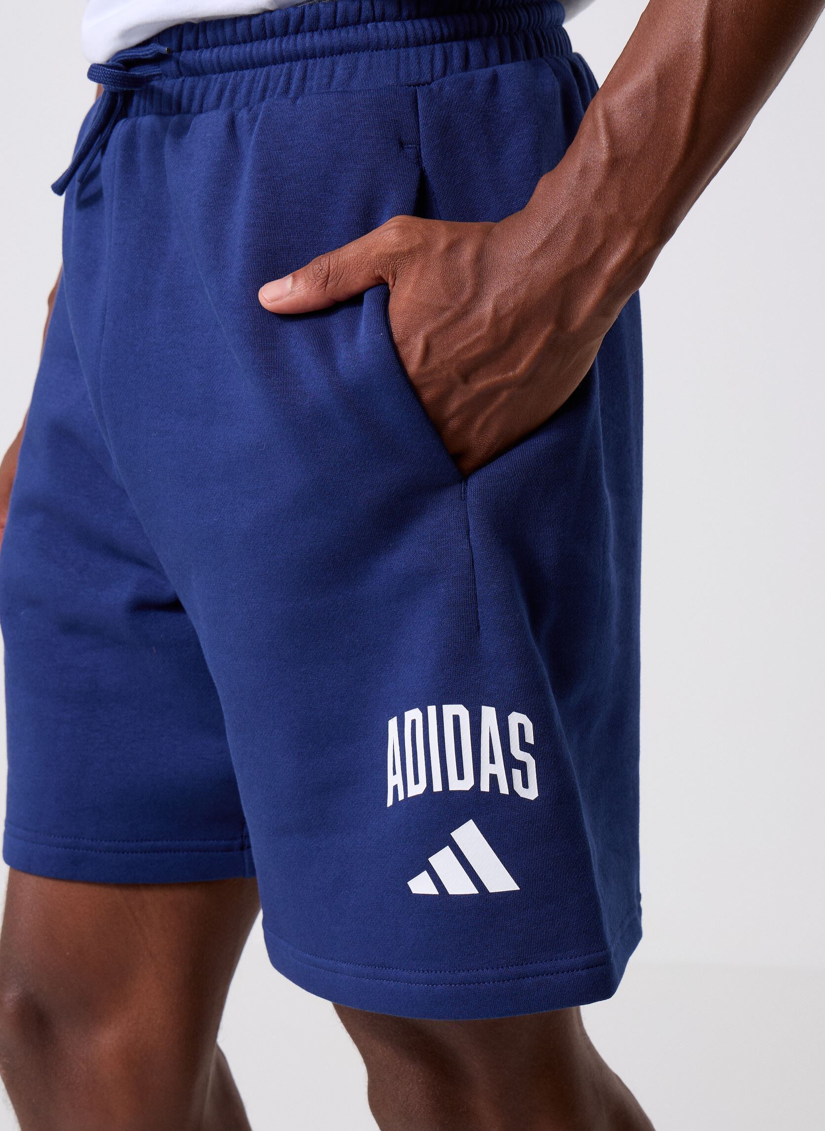 Sportshorts M COLLEGIATE SH heren blauw adidas sportswear Sportshorts M COLLEGIATE SH heren blauw Dkblue