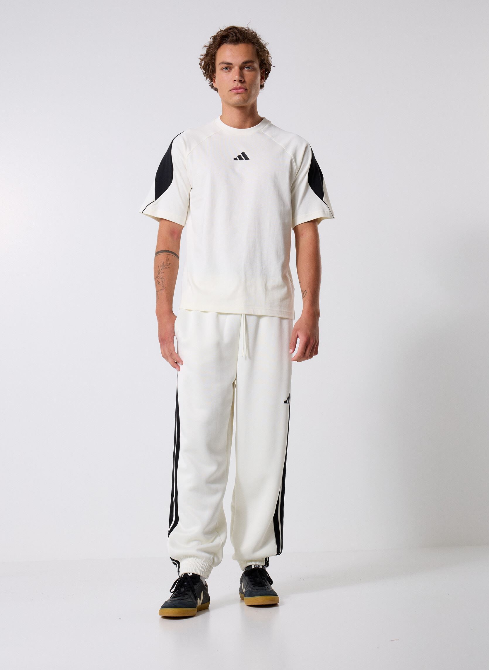 Tee-shirts manches courtes M STADIUM TEE homme blanc adidas sportswear Tee-shirts manches courtes M STADIUM TEE homme blanc Owhite/Black