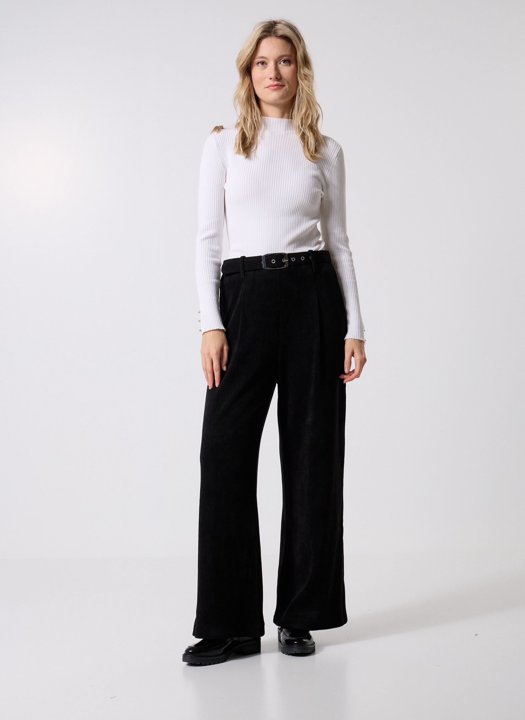 Pantalons larges PL164ADN femme noir Lili Sidonio Pantalons larges PL164ADN femme noir BLACK