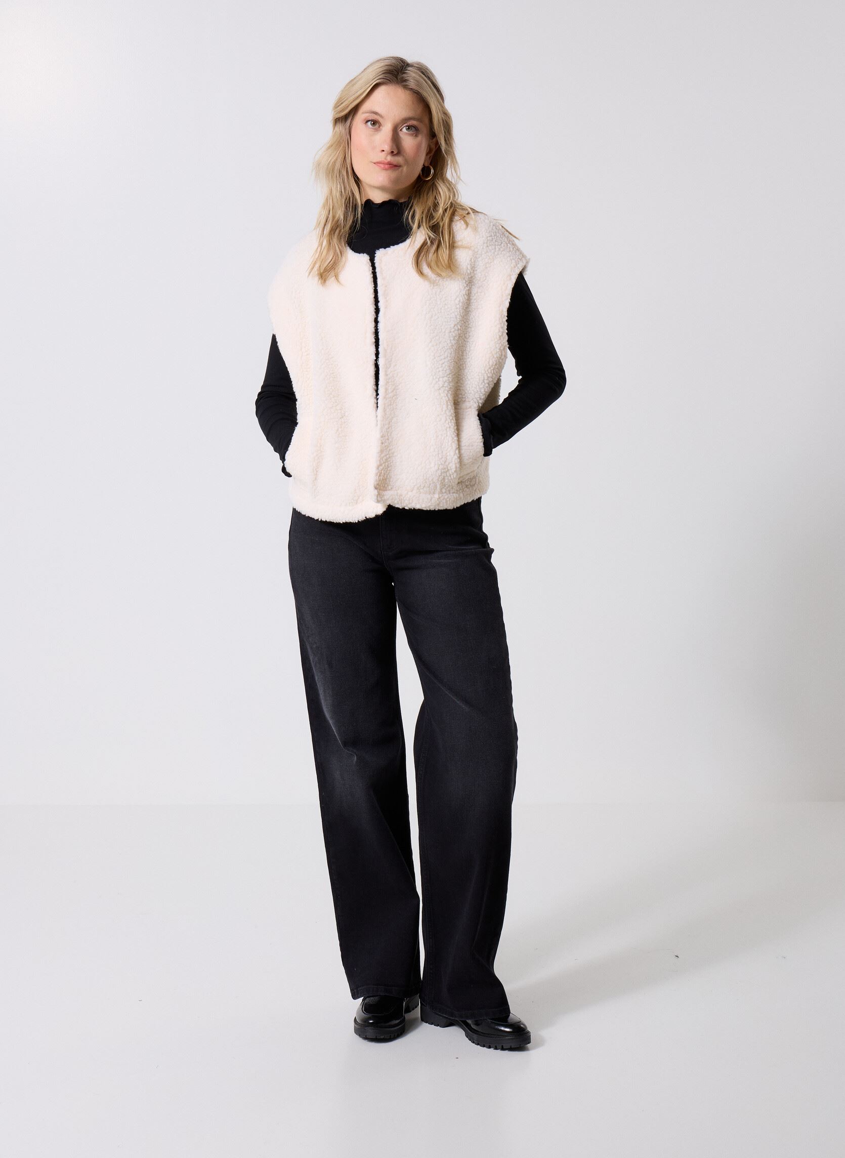 Bodywarmer TL437ADH dames wit Lili Sidonio Bodywarmer TL437ADH dames wit OFFWHITE