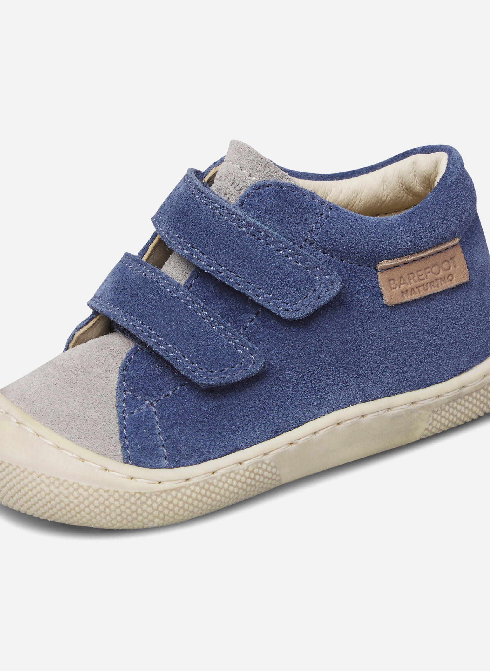 Baskets basses Sneakers BAREFOOT AMUR VL Gris-Bleu- garçon blanc Naturino Baskets basses Sneakers BAREFOOT AMUR VL Gris-Bleu- garçon blanc Blanc & bleu