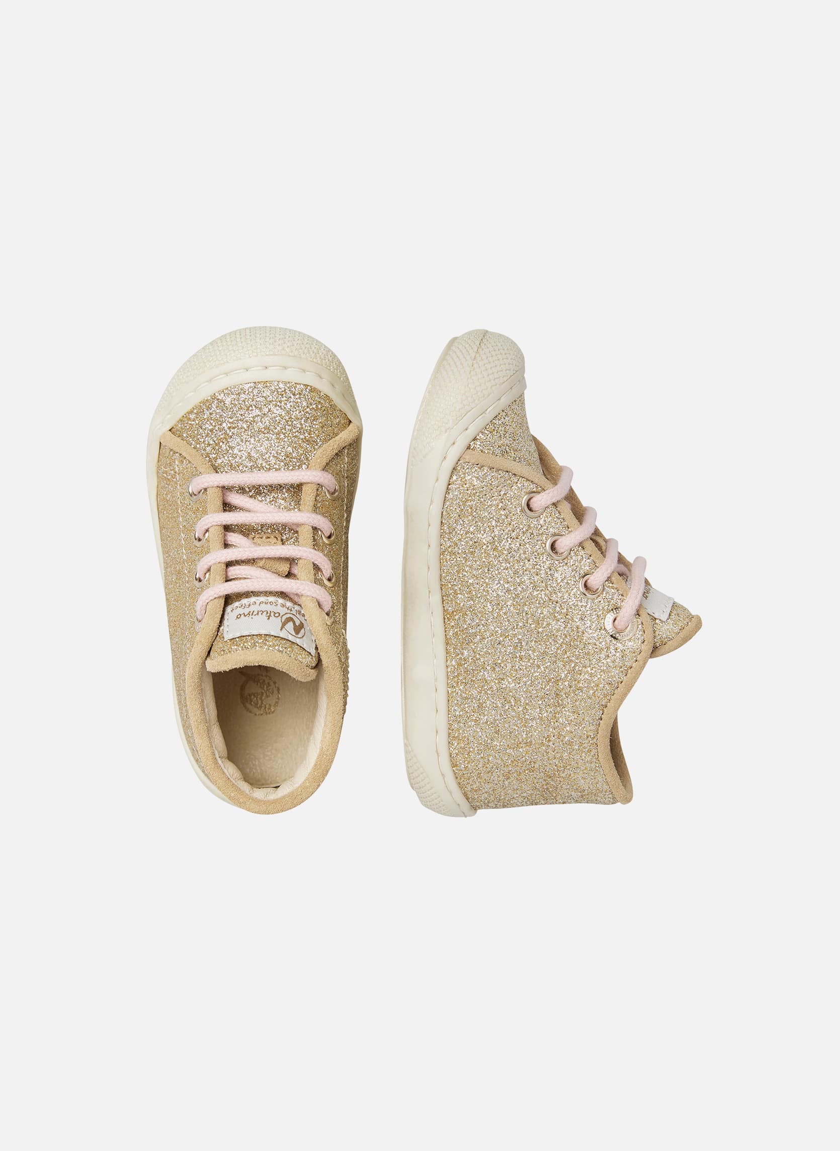 Baskets basses Chaussures basses SOSSI Platine fille or et bronze Naturino Baskets basses Chaussures basses SOSSI Platine fille or et bronze Or