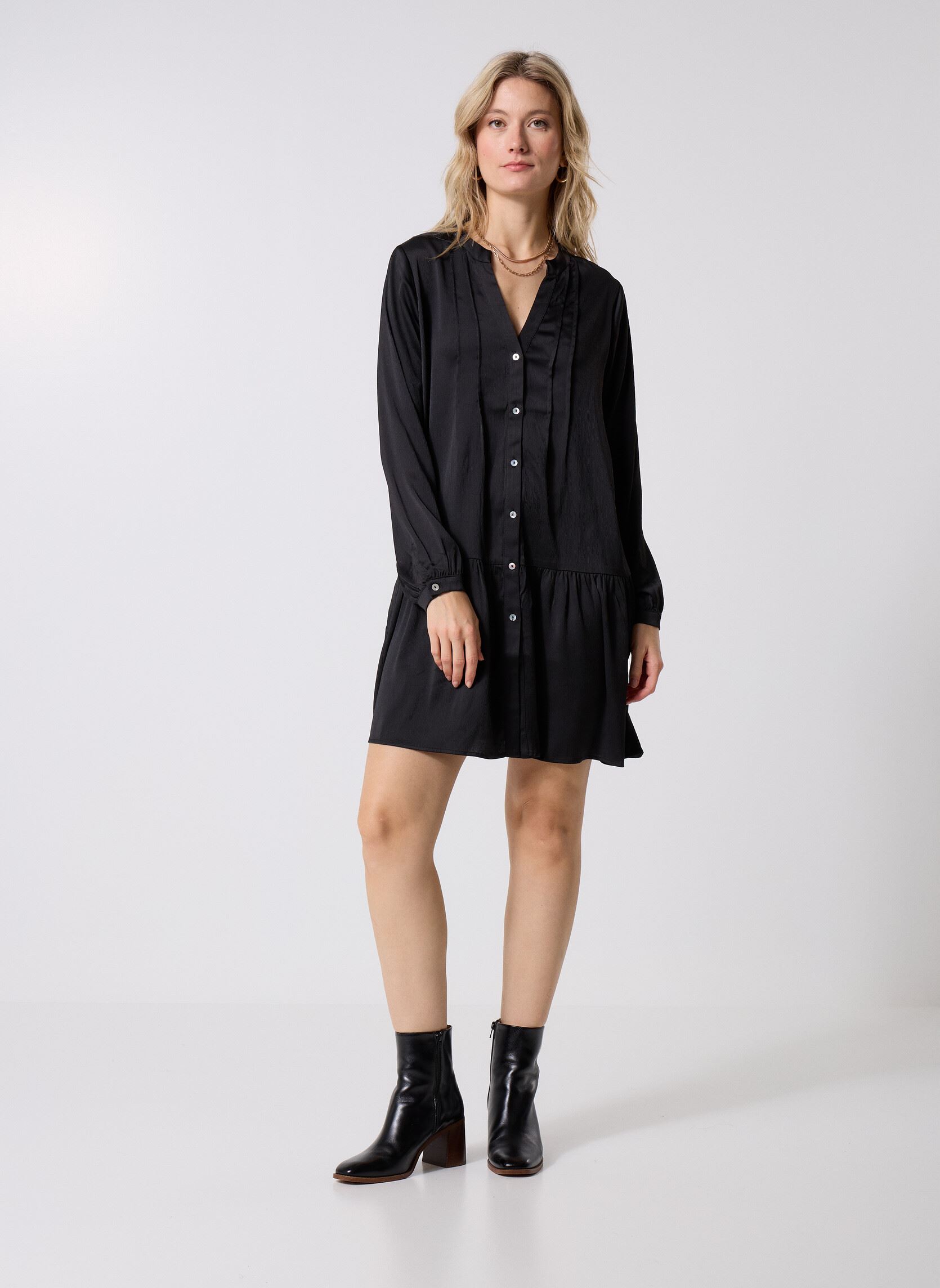Overhemdjurken T2118DN dames zwart Molly Bracken Overhemdjurken T2118DN dames zwart BLACK