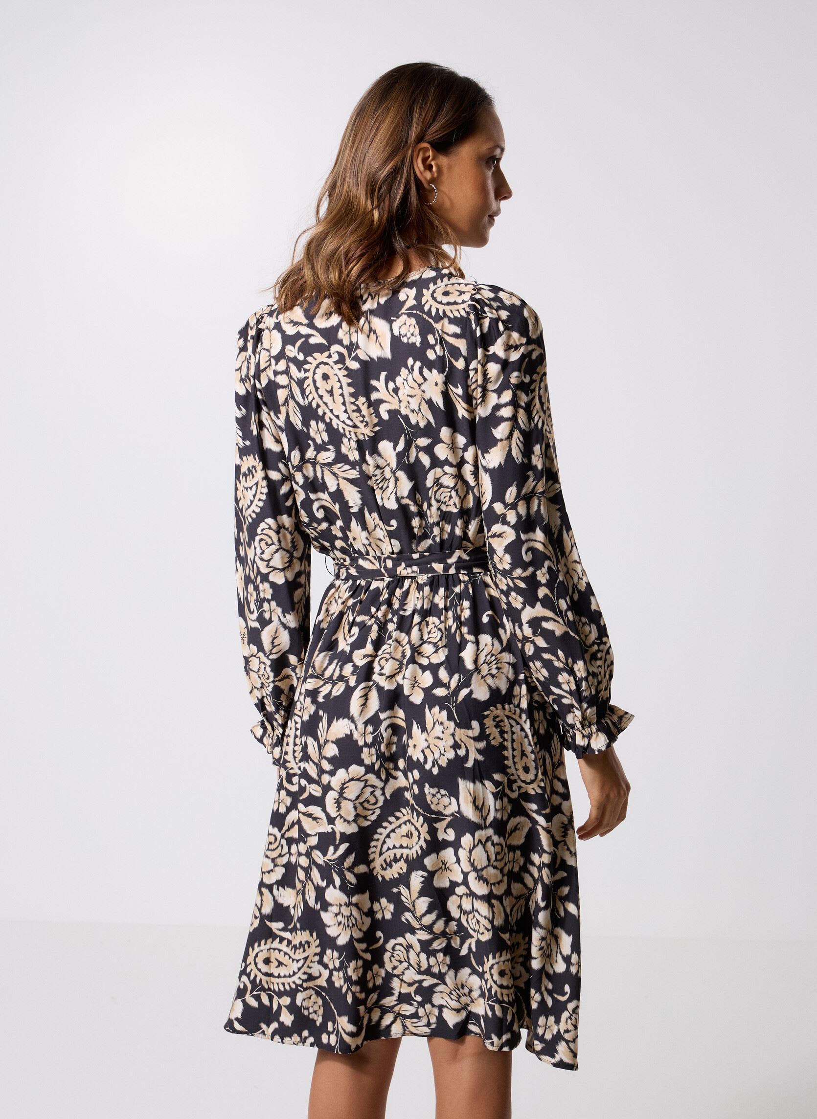 Kleider T2145DH damen mehrfarbig Molly Bracken Kleider T2145DH damen mehrfarbig BLACK TANIA