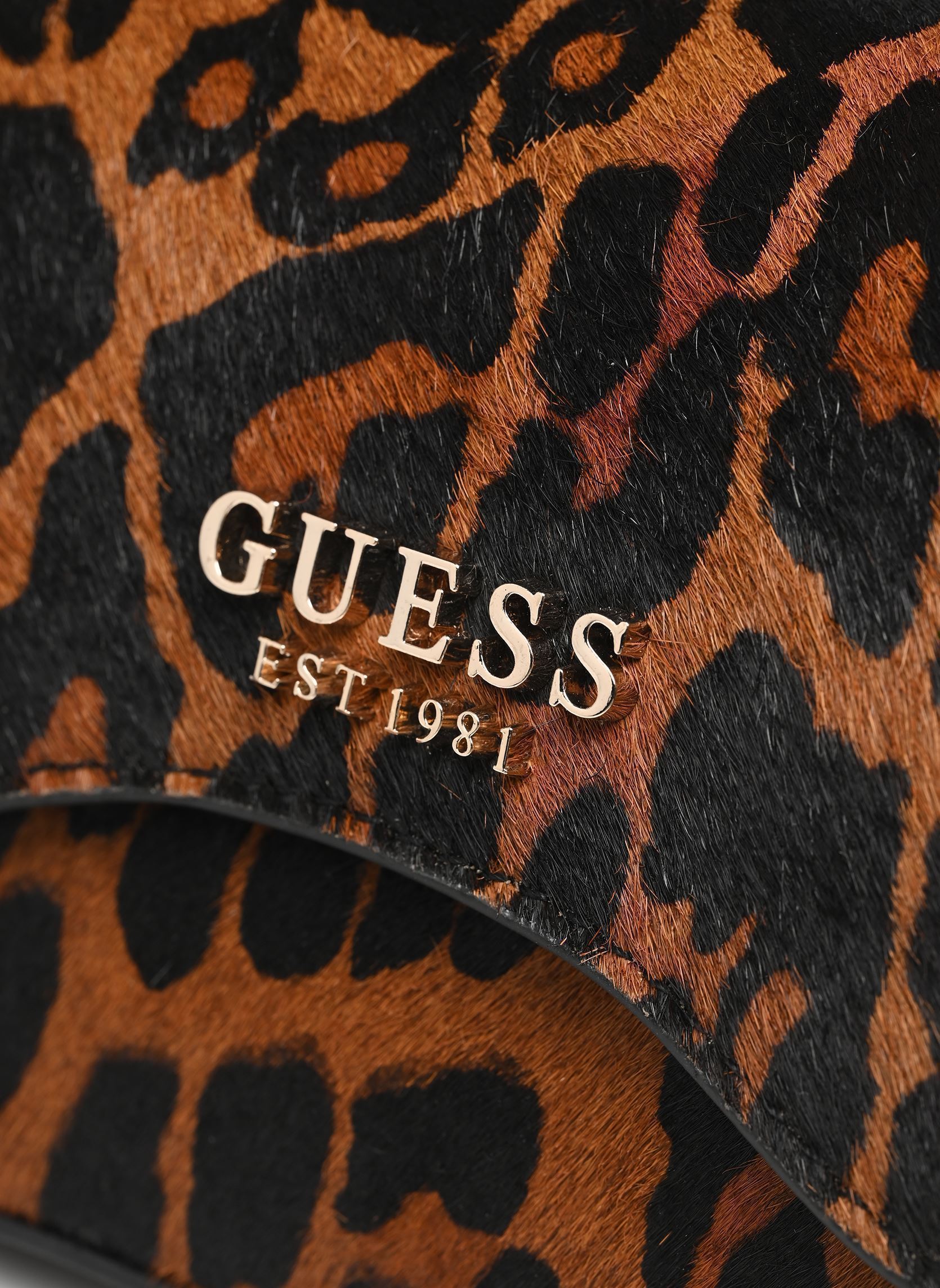 Schoudertassen Domitilla Flap Shoulder Bag dames bruin Guess Schoudertassen Domitilla Flap Shoulder Bag dames bruin LEOPARD