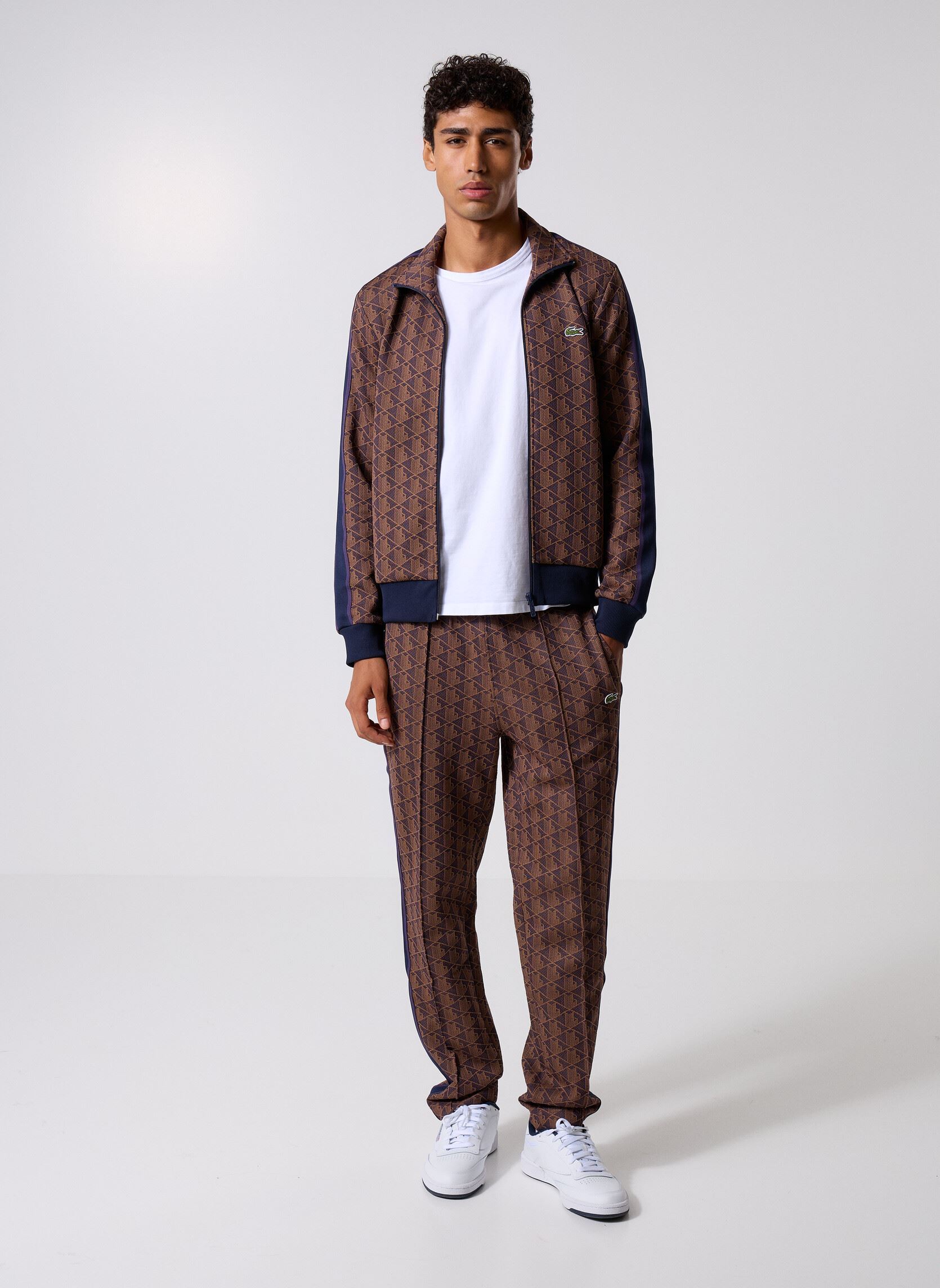 Joggings Pantalon de survêtement XH1440 homme marron Lacoste Joggings Pantalon de survêtement XH1440 homme marron VELOURS / DATTE