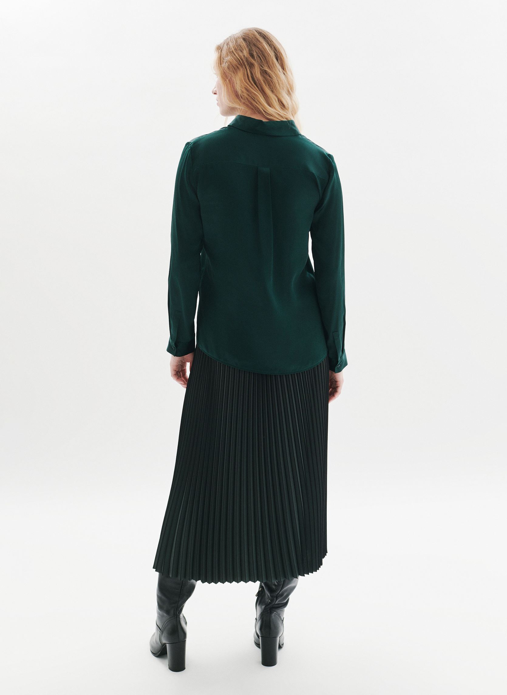 Chemises manches longues SK000-JEANNEB femme vert Caroll Chemises manches longues SK000-JEANNEB femme vert SCARAB