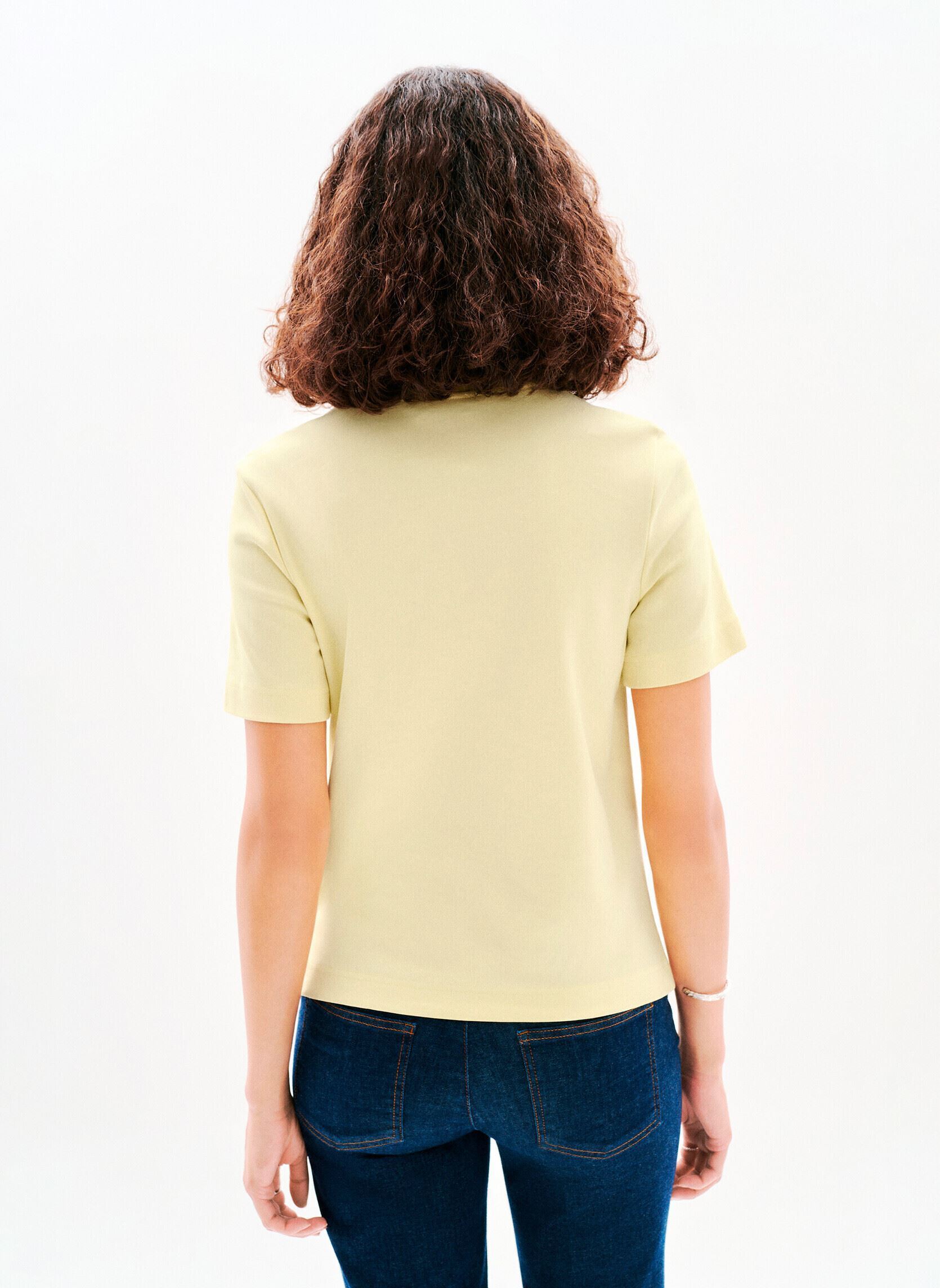 Tee-shirts manches courtes 241T-THUGO femme jaune Caroll Tee-shirts manches courtes 241T-THUGO femme jaune FRENCH VANILLA
