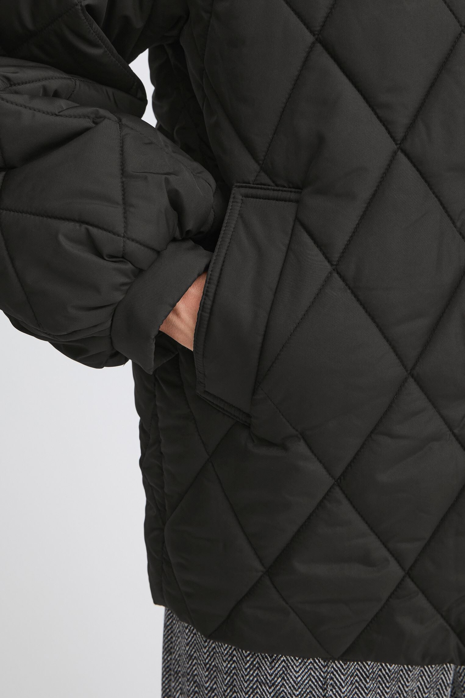 Jacken IHHANSA JA2 damen schwarz Ichi Jacken IHHANSA JA2 damen schwarz Black