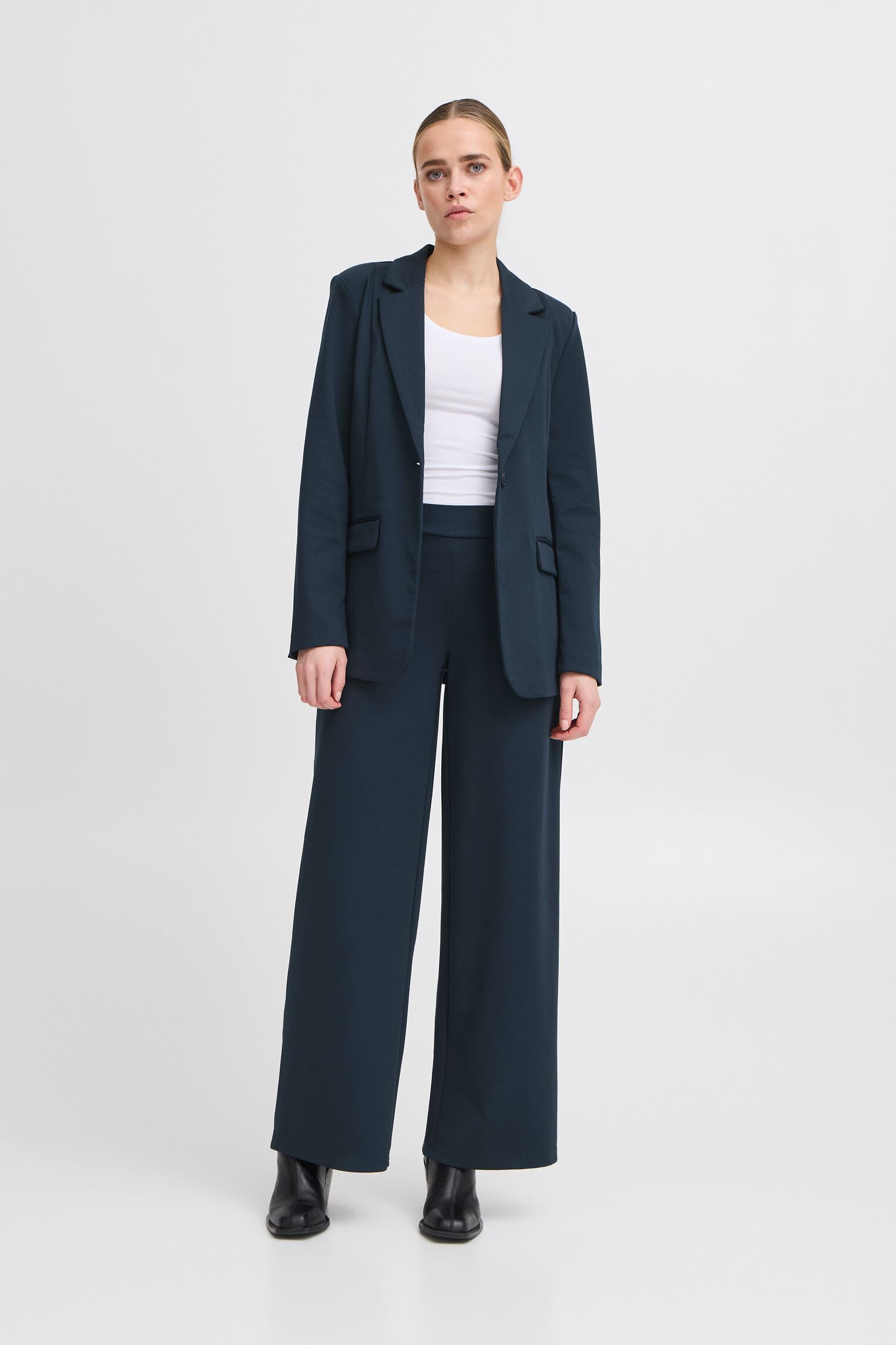 Vestes de blazer IHKATE SUS LONG BL4 femme bleu Ichi Vestes de blazer IHKATE SUS LONG BL4 femme bleu Total Eclipse