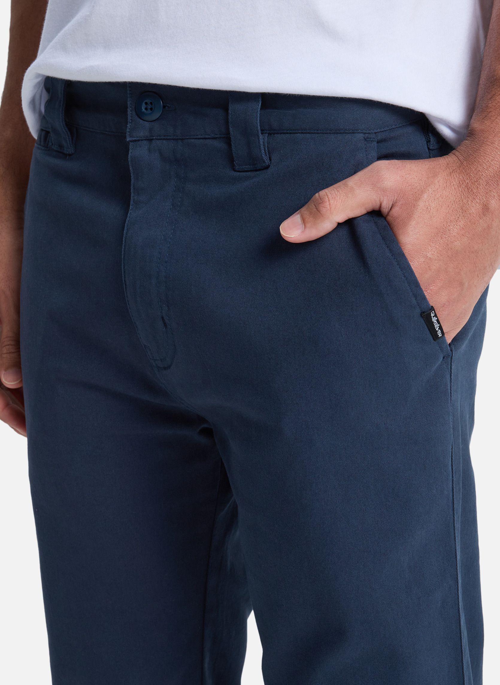 Pantalons droits Pantalon UNION STRAIGHT TAPPERED homme bleu Quiksilver Pantalons droits Pantalon UNION STRAIGHT TAPPERED homme bleu Bleu foncé