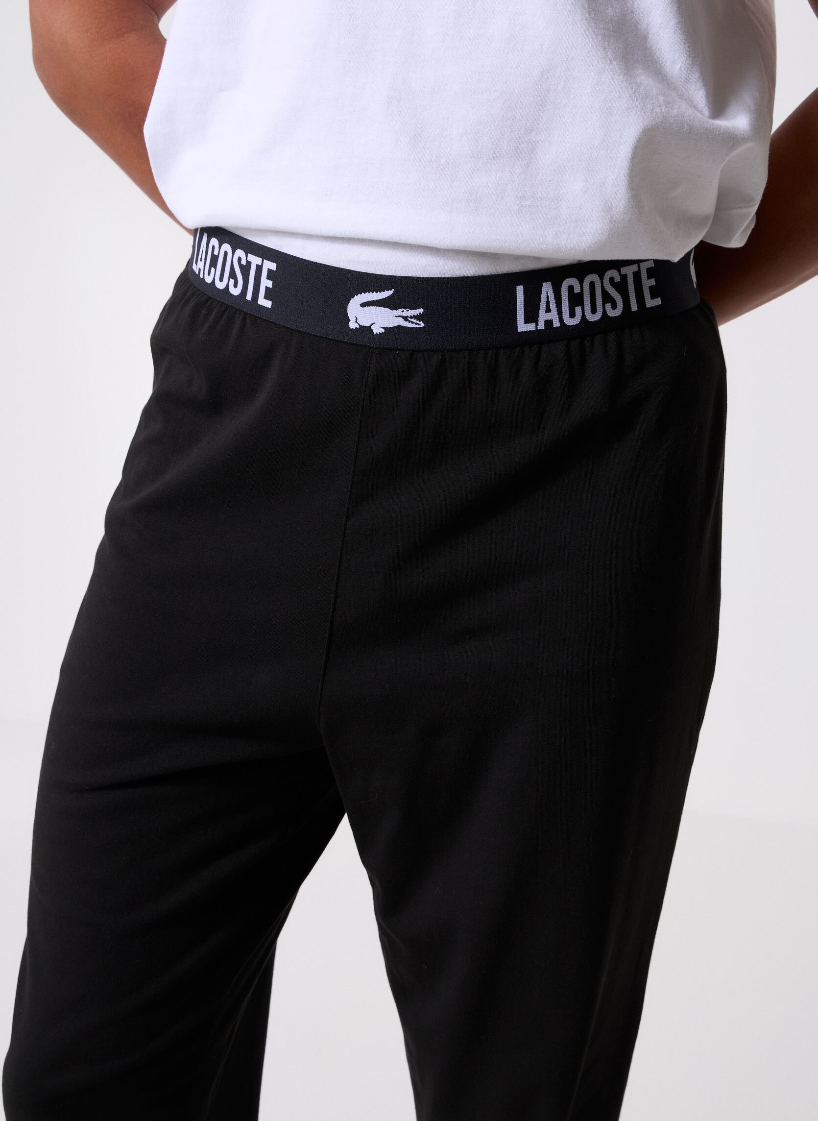 Joggings Bas De Pyjama 3H8302 homme noir Lacoste Joggings Bas De Pyjama 3H8302 homme noir NOIR