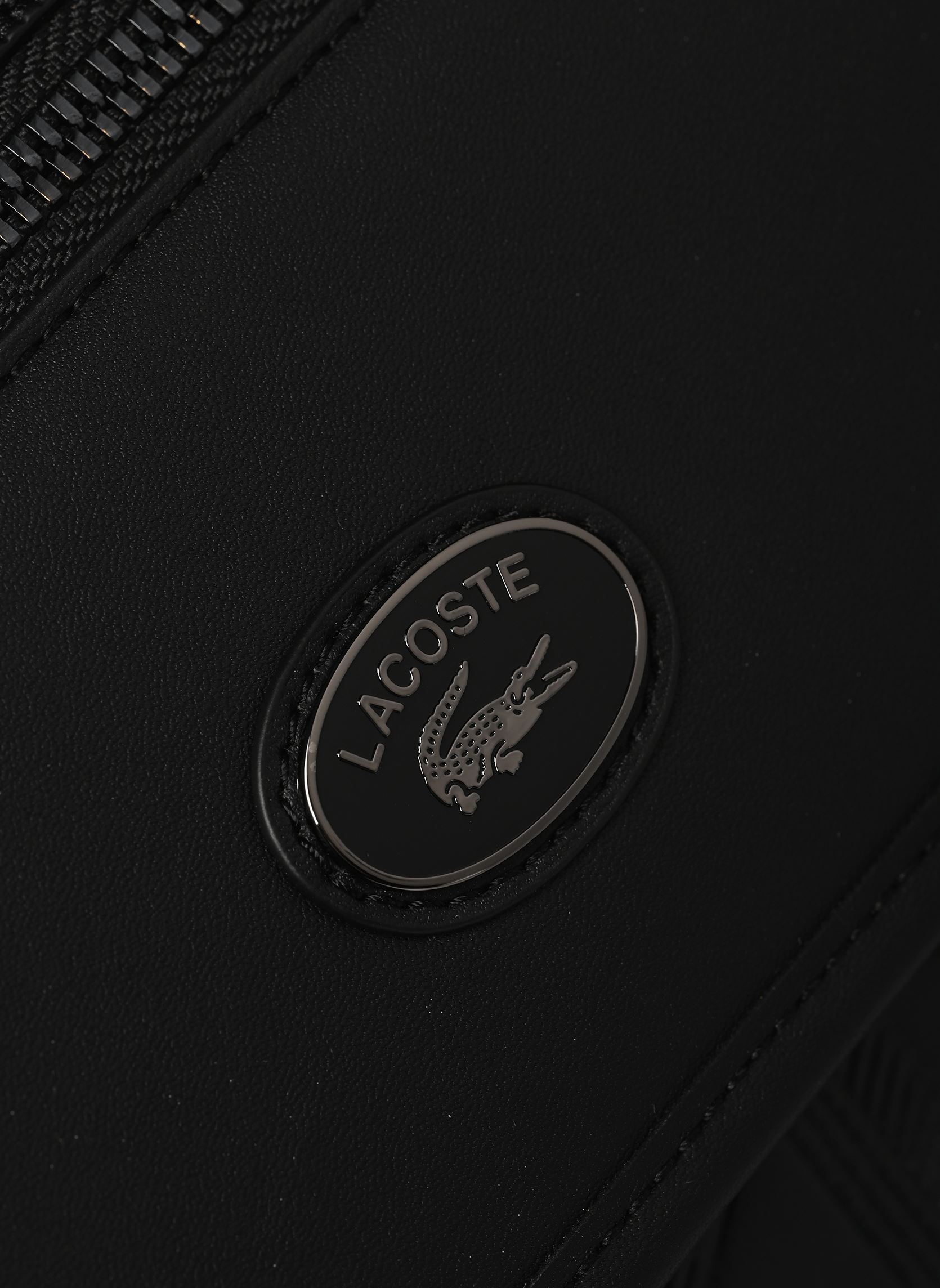 Sacs bandoulière Nomogramme Messenger Bag NH4655MR homme noir Lacoste Sacs bandoulière Nomogramme Messenger Bag NH4655MR homme noir NOIR