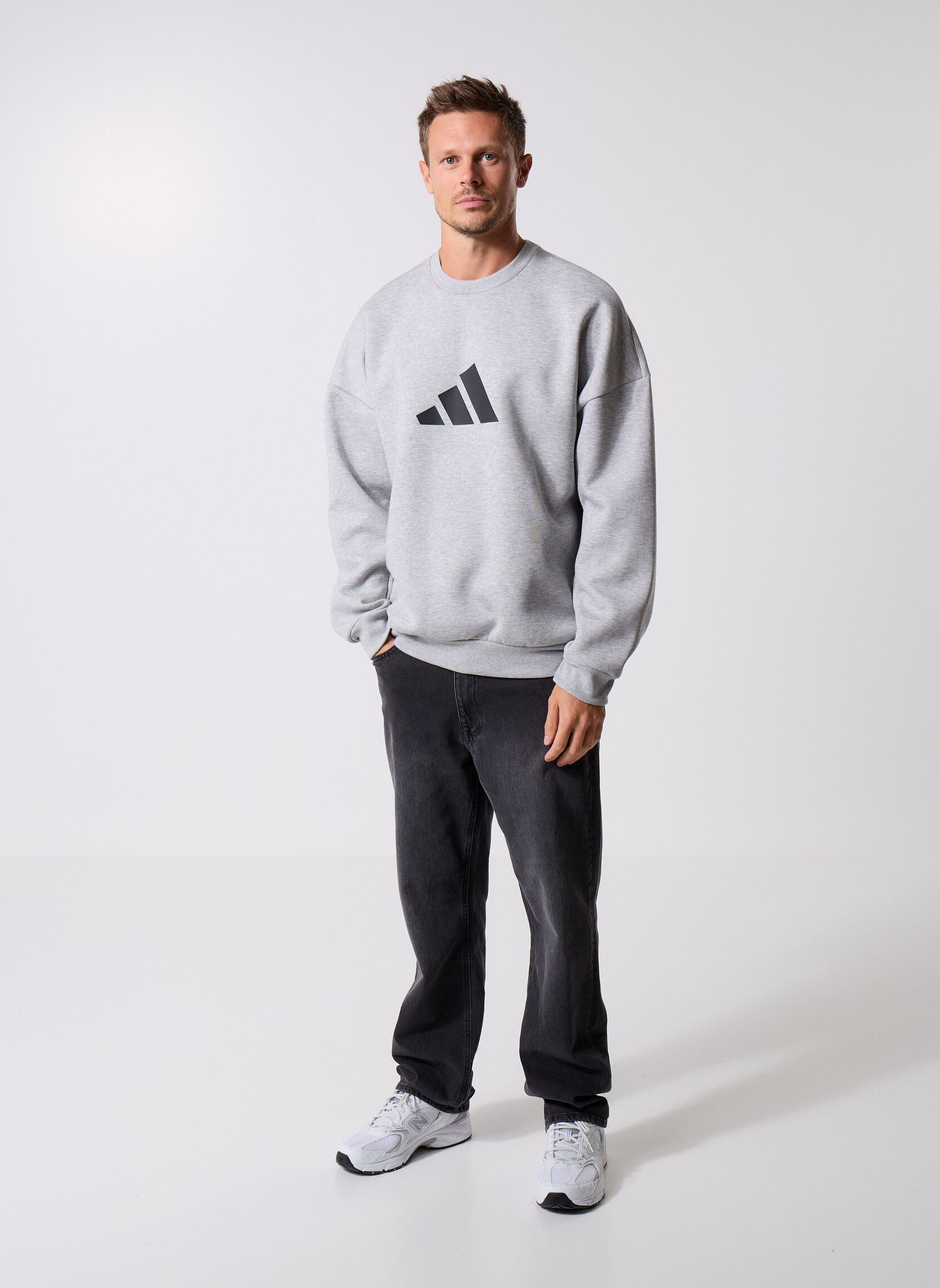 Sudaderas M FI 3BAR CRW hombre gris adidas sportswear Sudaderas M FI 3BAR CRW hombre gris Mgreyh