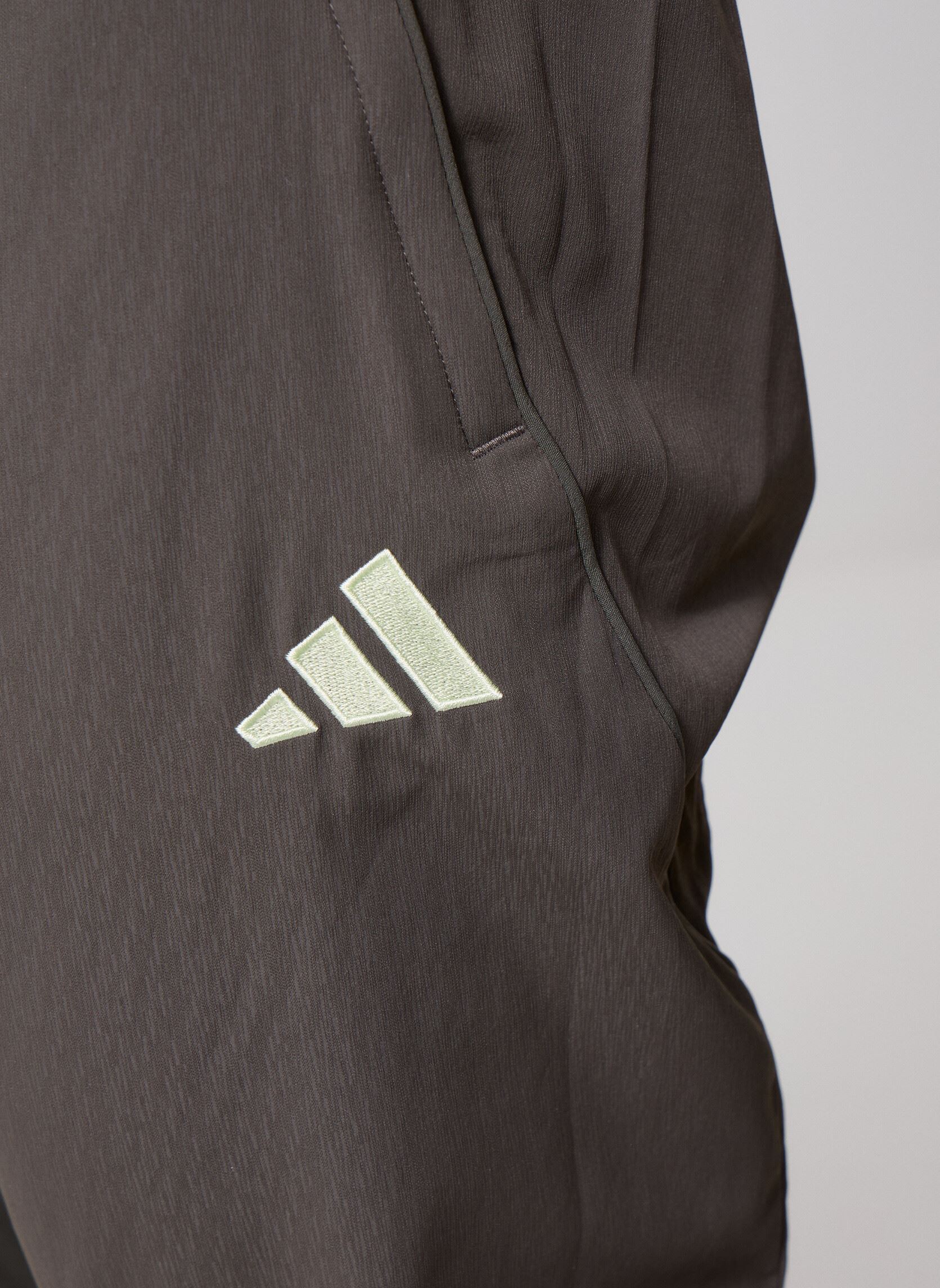 Joggingbroeken Real Pre Pnt heren groen adidas performance Joggingbroeken Real Pre Pnt heren groen Utigre