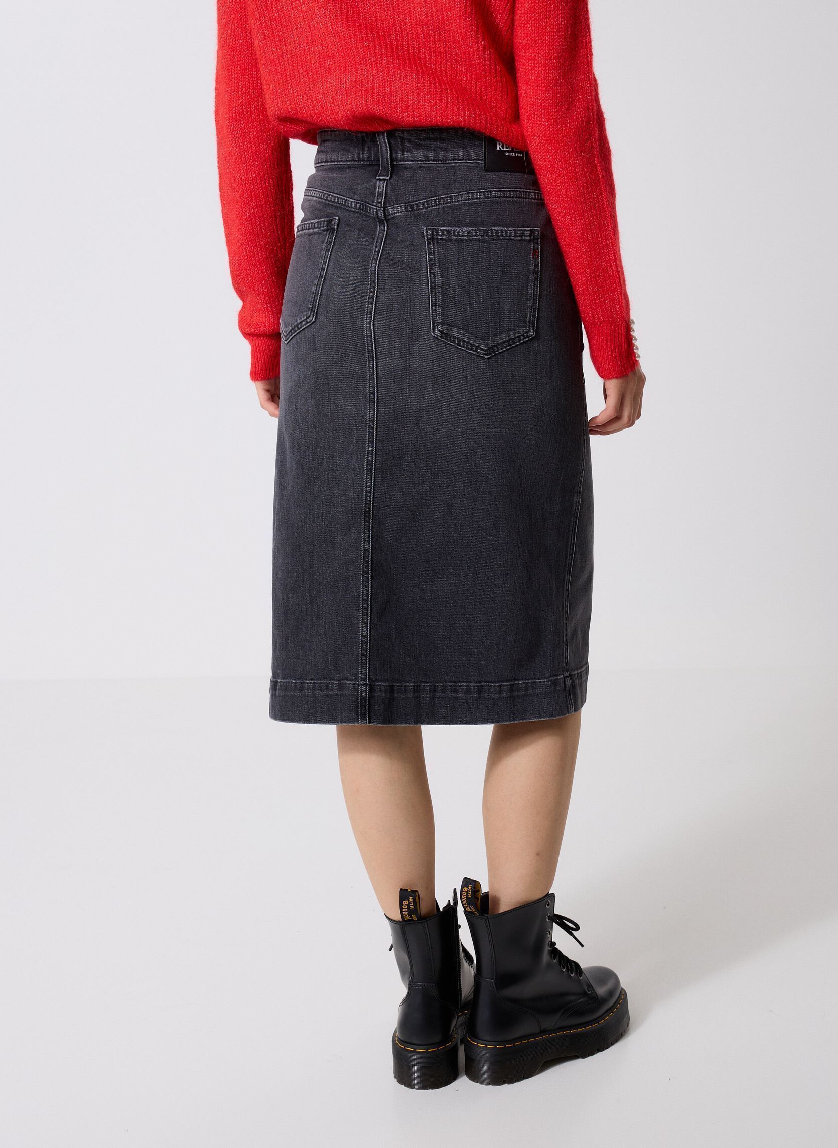 Jupes mi-longues Jupe 11 OZ BLACK OD BLACK COMFORT DENIM femme noir Replay Jupes mi-longues Jupe 11 OZ BLACK OD BLACK COMFORT DENIM femme noir DARK GREY
