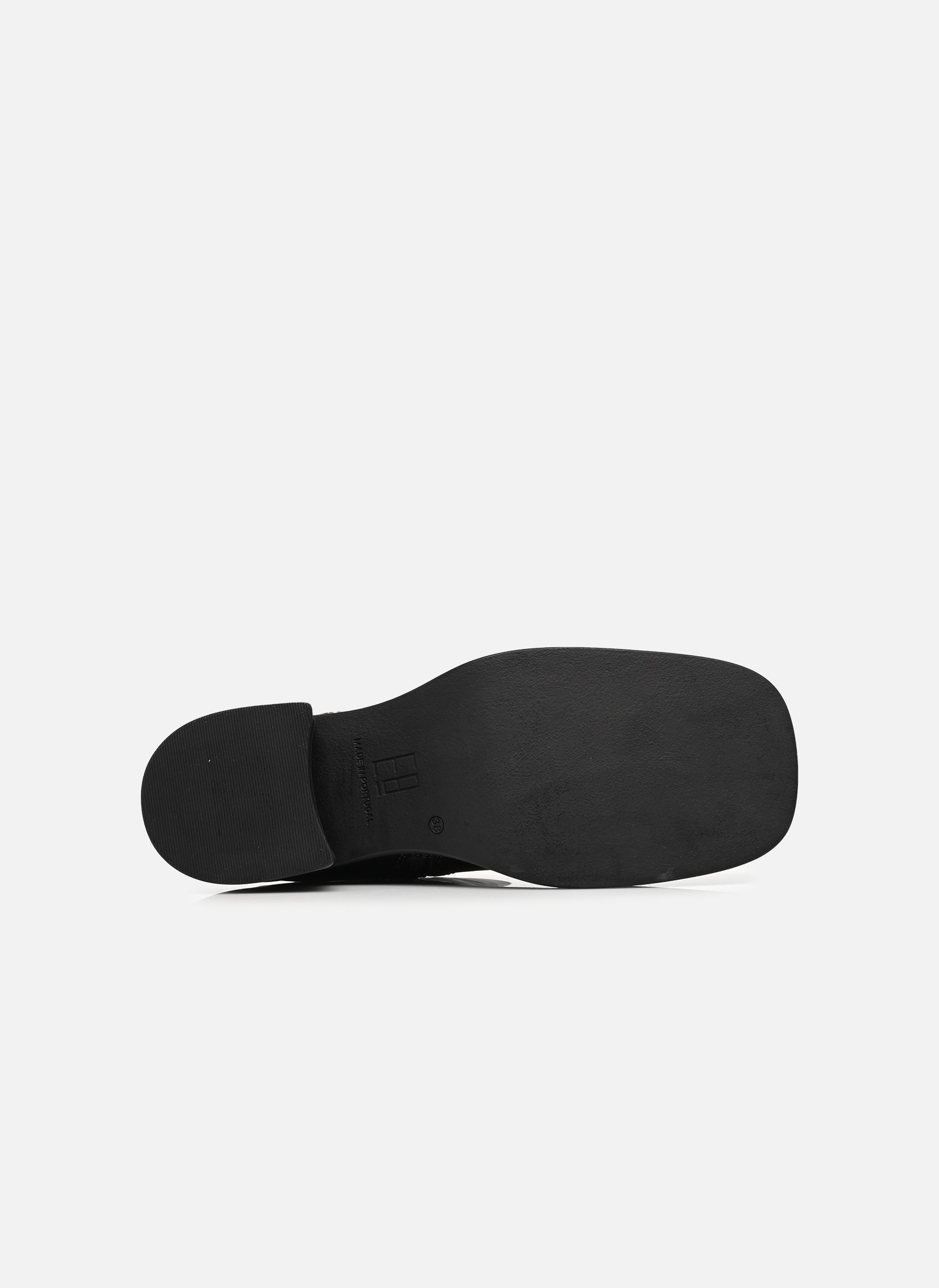 Enkellaarzen en boots Fabi dames zwart E8 by Miista Enkellaarzen en boots Fabi dames zwart BLACK