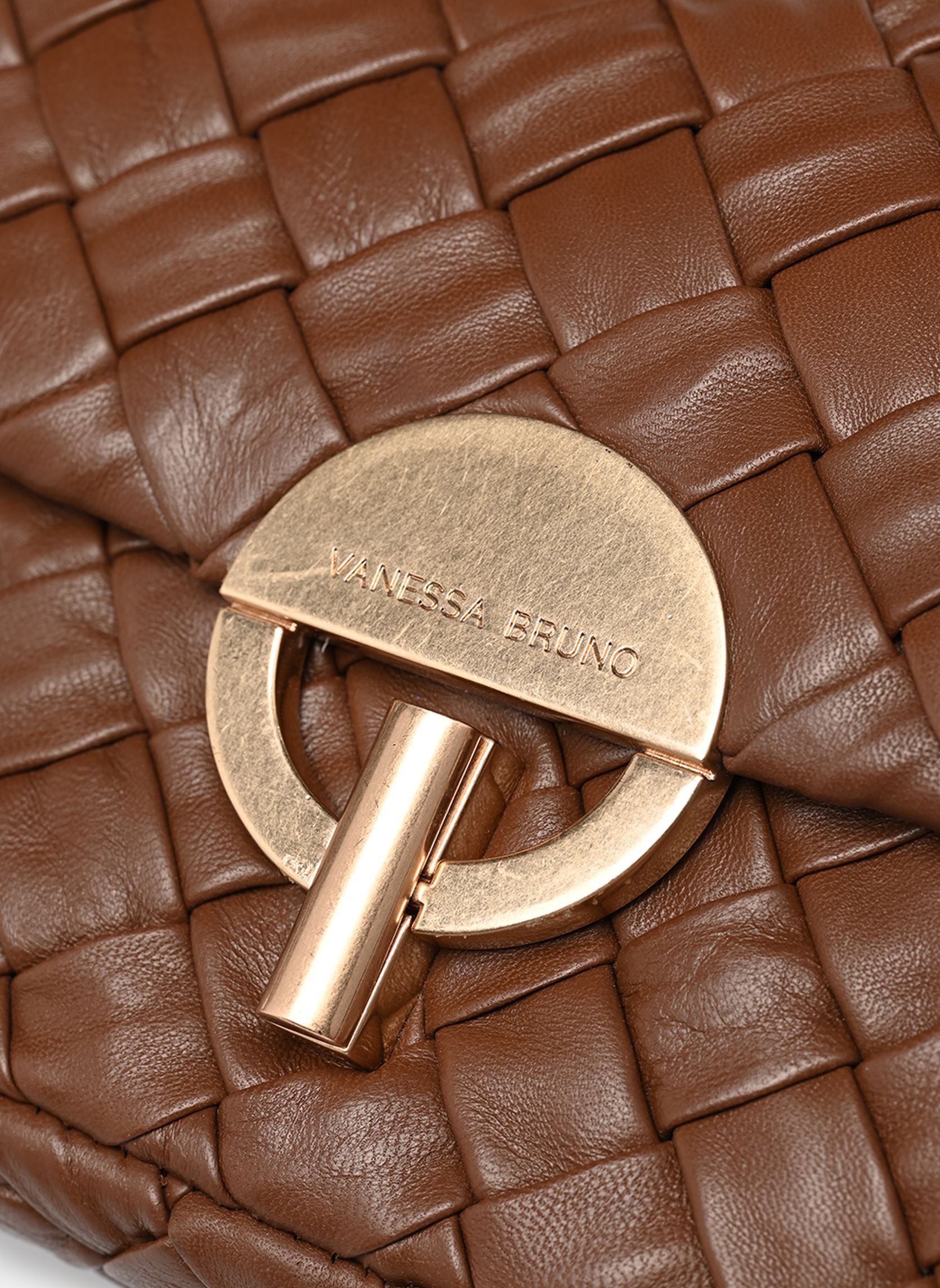 Sacs bandoulière Moon Moyen En Cuir D'Agneau Tresse Damie femme marron Vanessa Bruno Sacs bandoulière Moon Moyen En Cuir D'Agneau Tresse Damie femme marron COGNAC